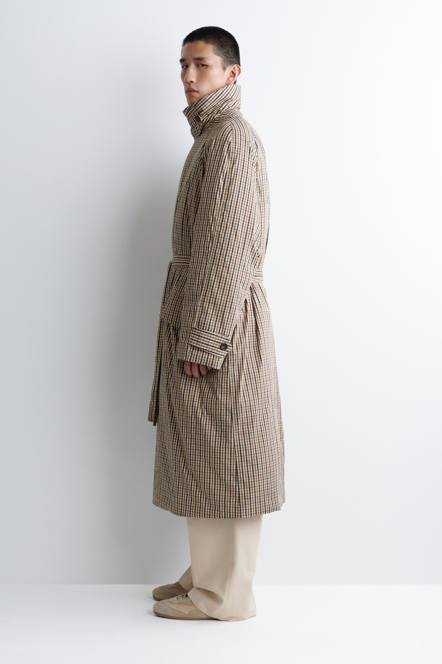ABRIGO ACOLCHADO CON CINTURÓN Y CUELLO ALTO - BEIGE / CHECKED - 3