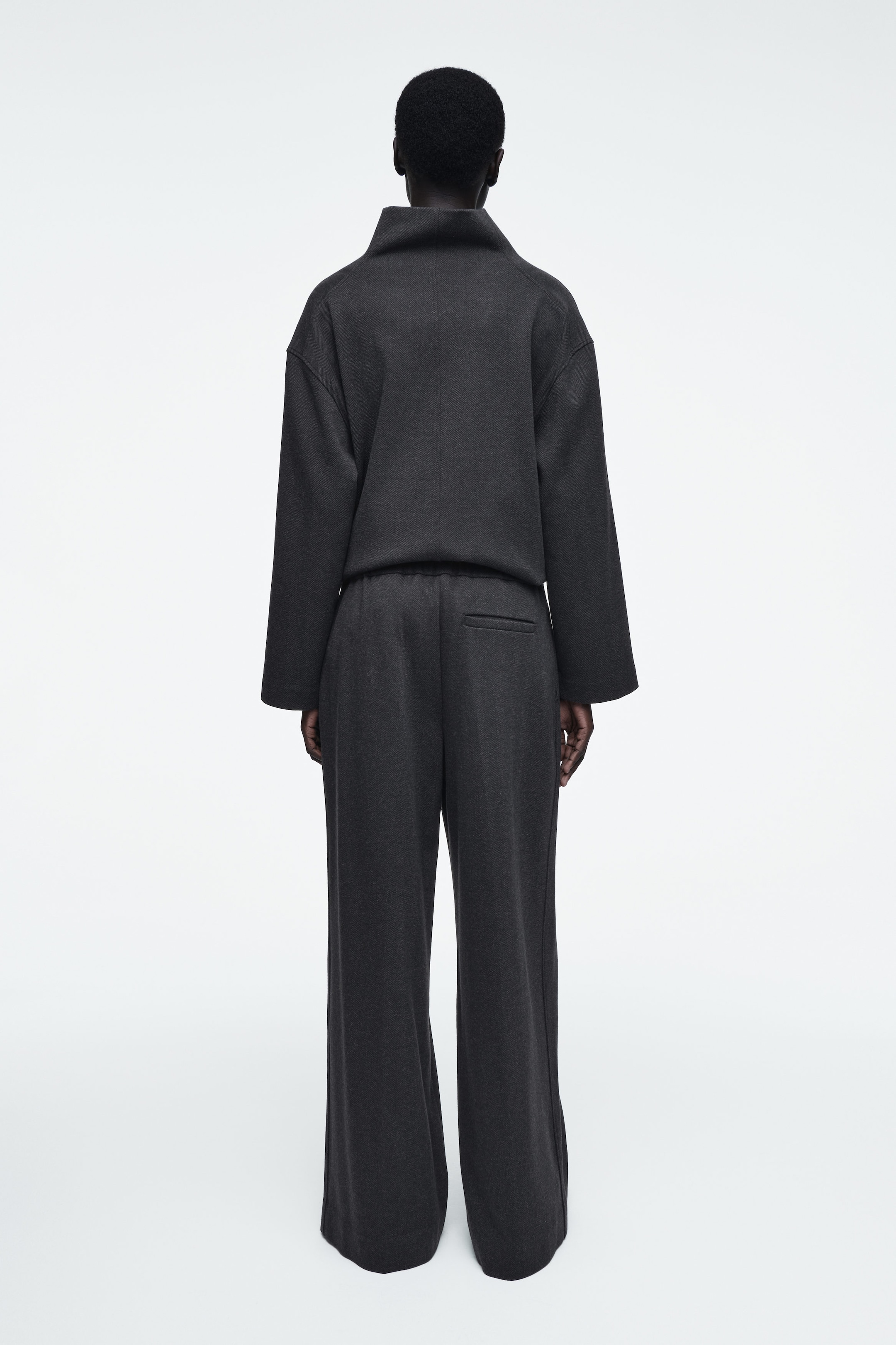 PLEATED WIDE-LEG HERRINGBONE PANTS