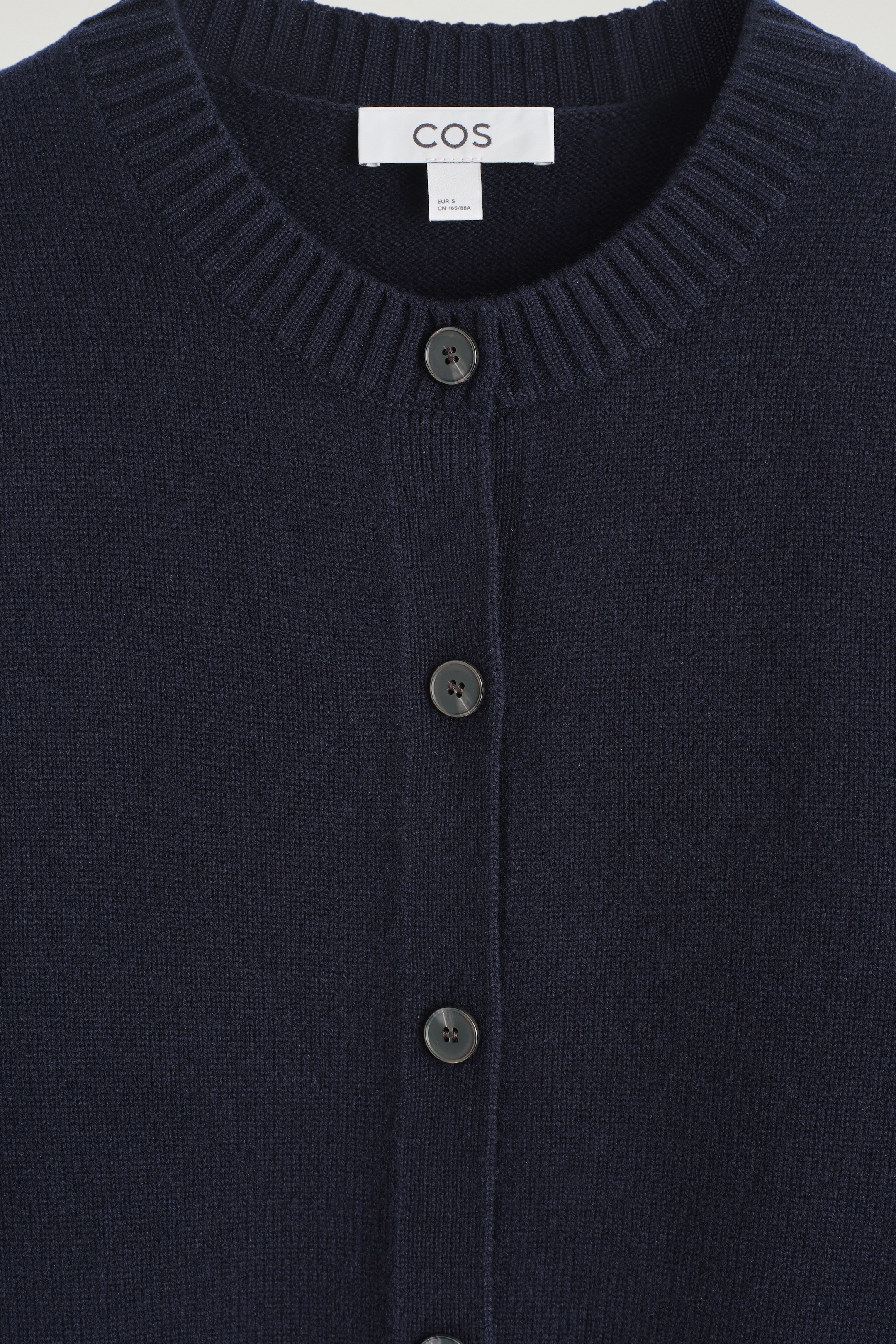 Ver imagen más grande: CÁRDIGAN DE LANA MERINO - AZUL MARINO - MUJER | H&M ES 7