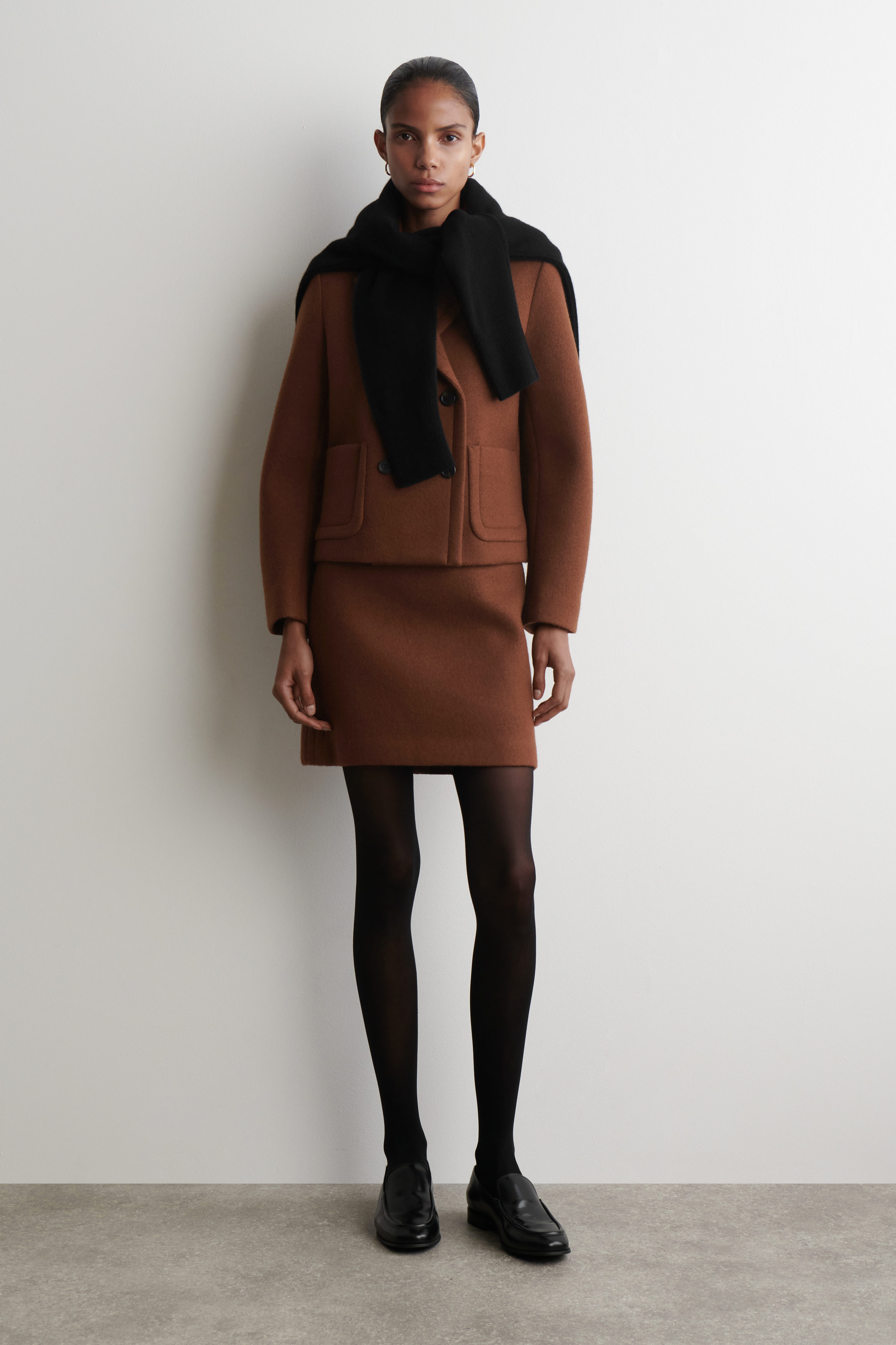 TOPSTITCHED WOOL MINI SKIRT - BROWN | COS US