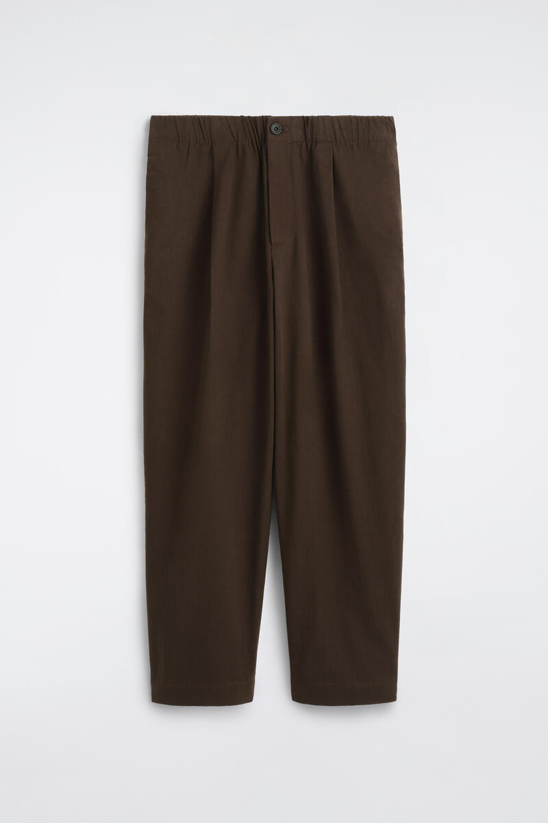 Pleated Relaxed-Fit Barrel-Leg Pants