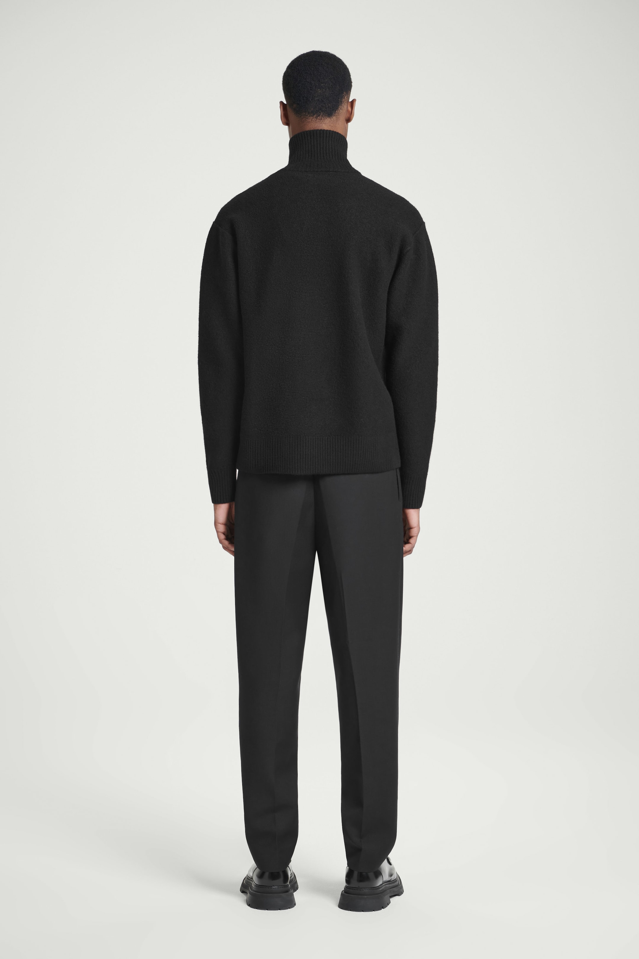 LEATHERDETAIL MERINO WOOL HALFZIP JUMPER