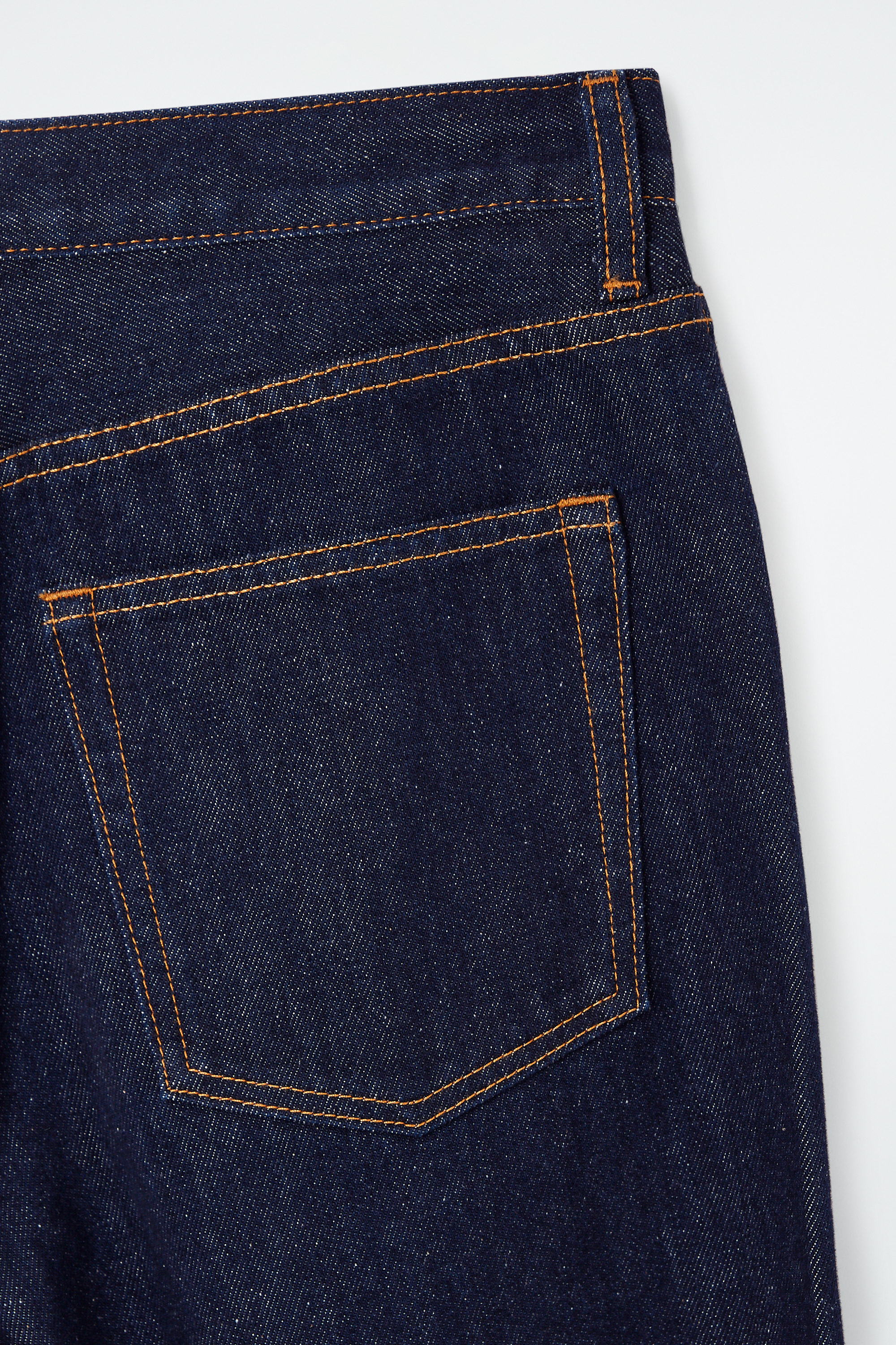 theredthread S straight denim basic Mサイズ ZWĘŻANE DŻINSY ARCH - INDYGO | COS