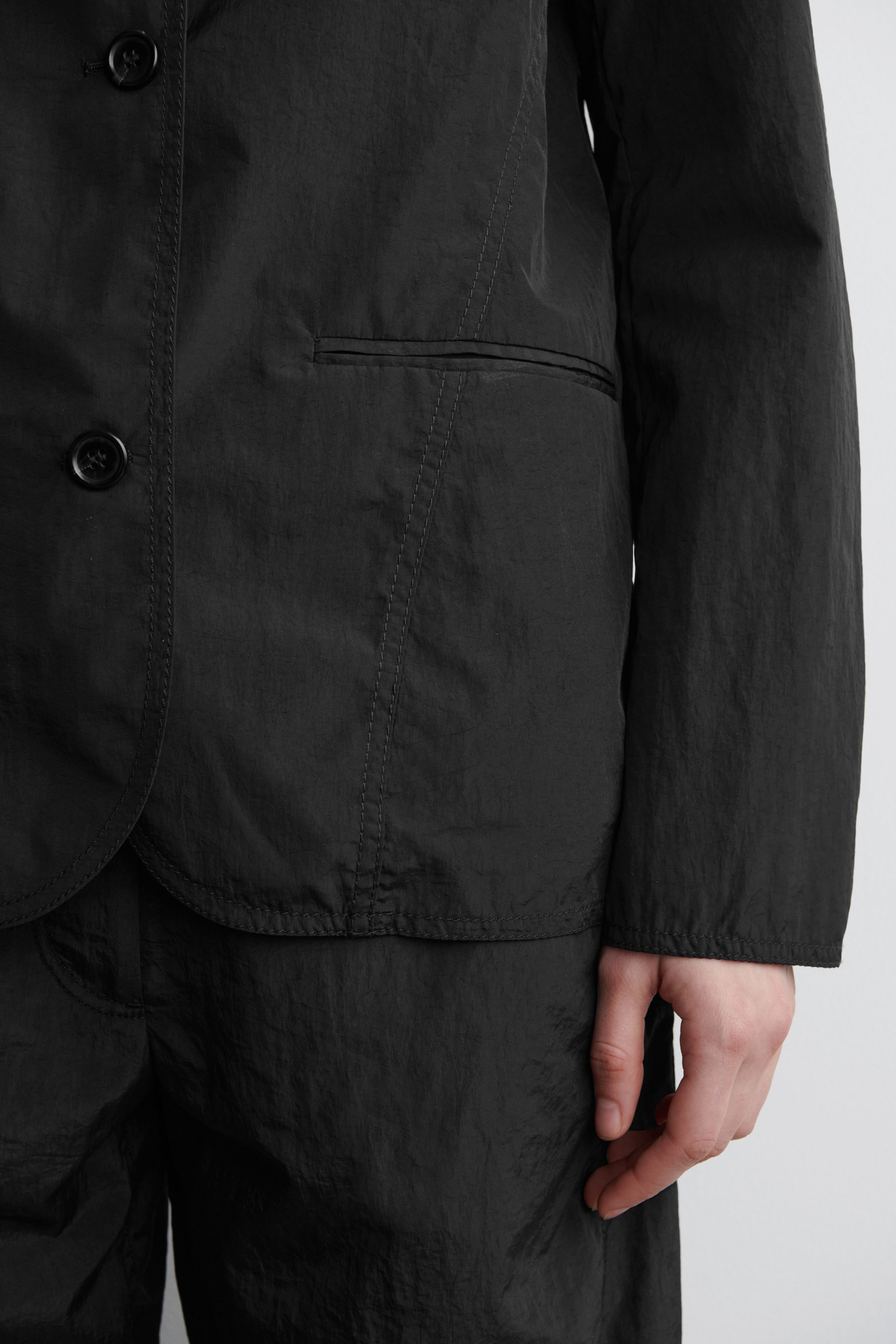NYLON BLAZER