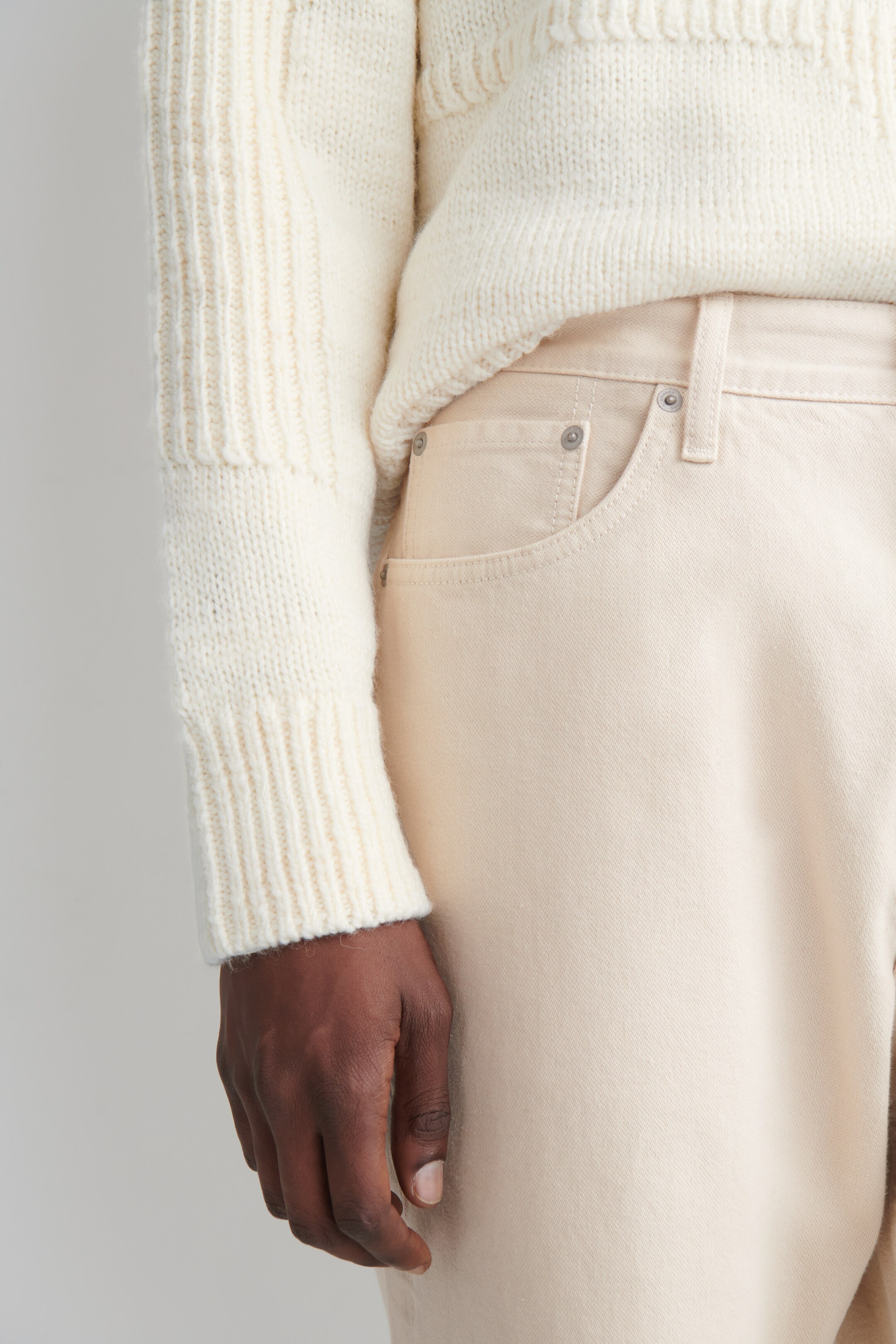 Ingrandisci l'immagine: SIGNATURE STRAIGHT-LEG JEANS - BEIGE - UOMO | H&M CH 3