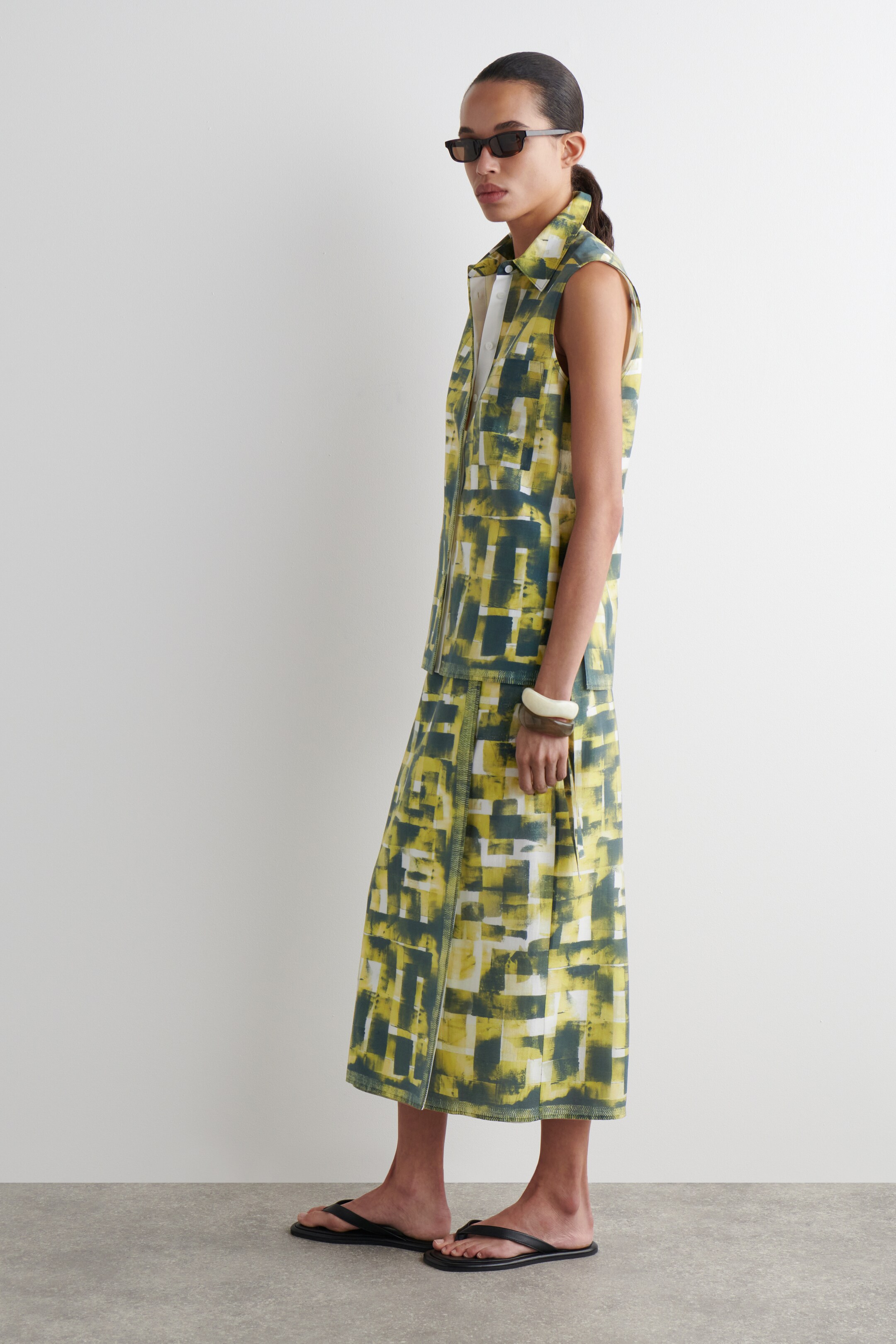 Grösseres Bild ansehen: ÄRMELLOSES HEMD MIT PRINT - GELB/GRÜN/PRINT - DAMEN | H&M CH 4