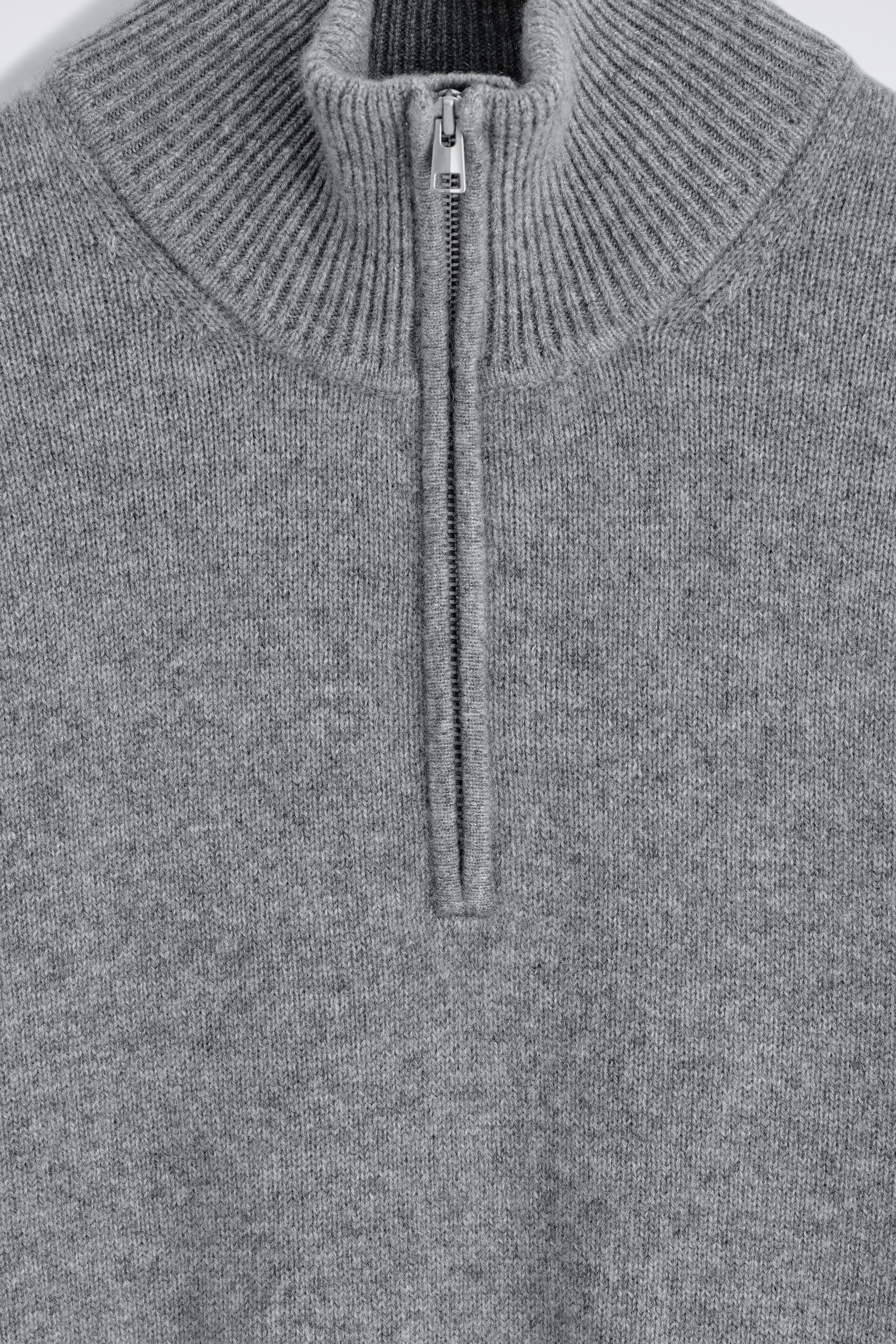 StillMedia/DescriptiveDetail