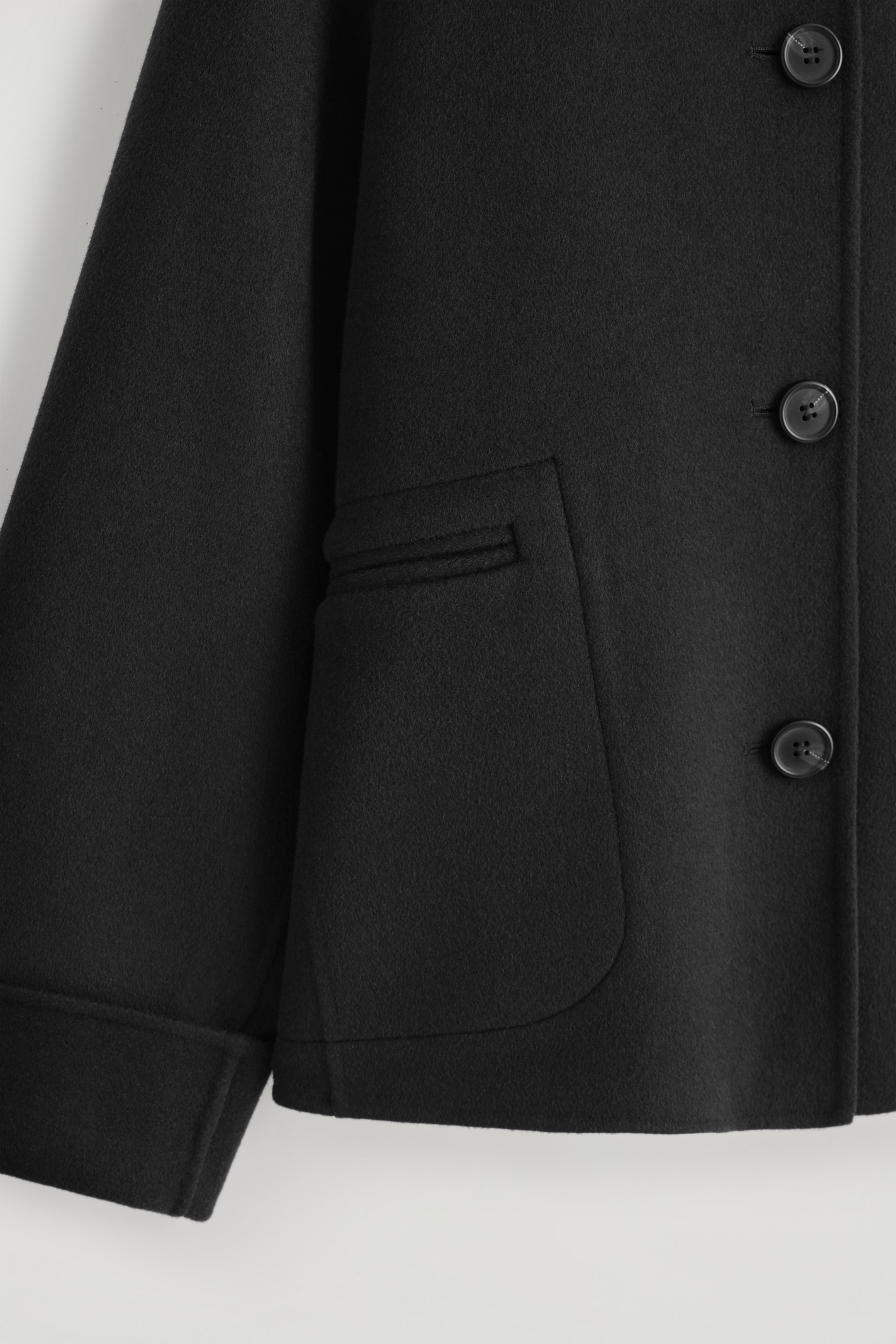 Grösseres Bild ansehen: KURZJACKE AUS DOUBLEFACE-WOLLE - SCHWARZ - DAMEN | H&M CH 7