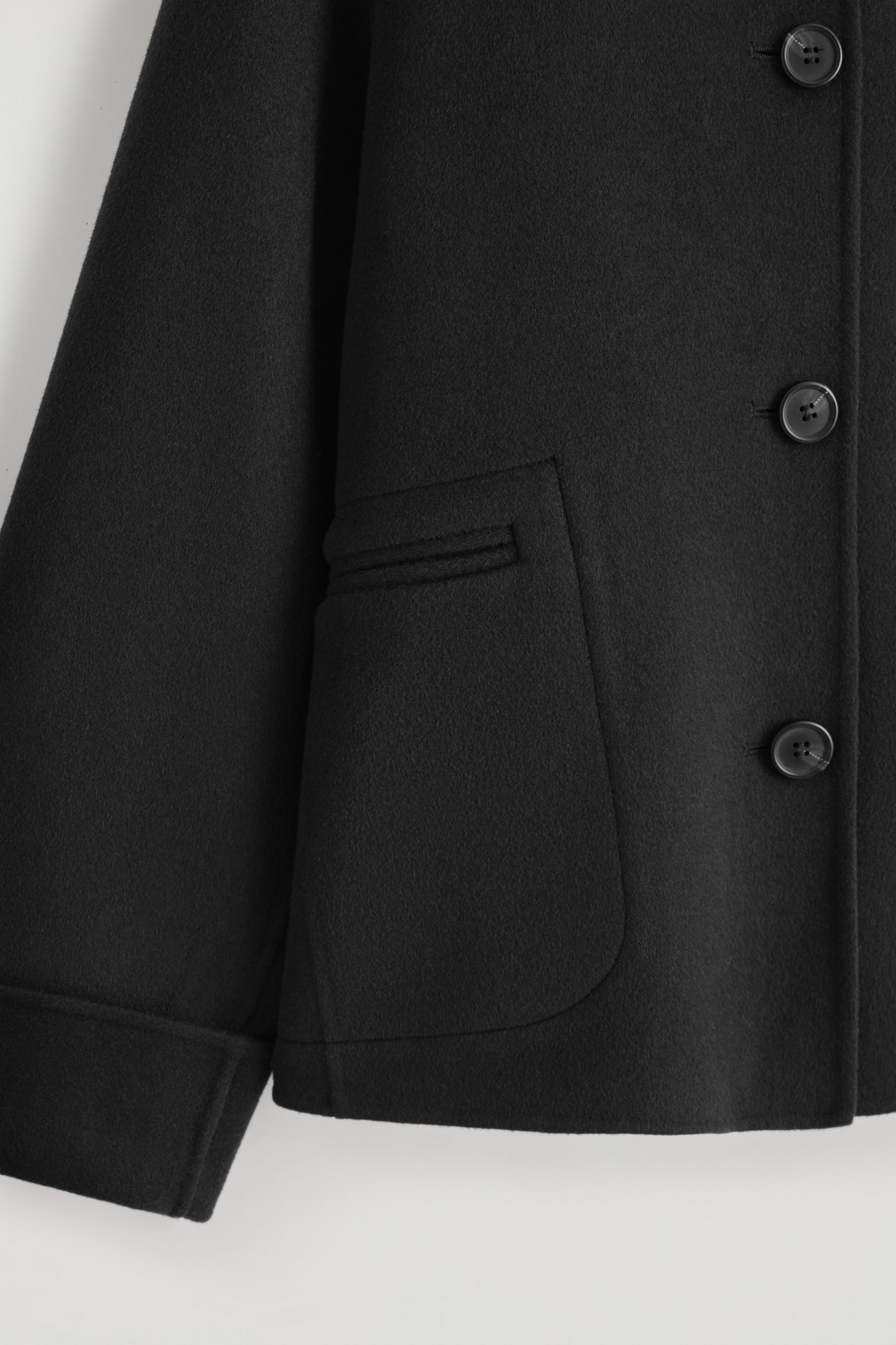 DOUBLE-FACED WOOL SHORT JACKET