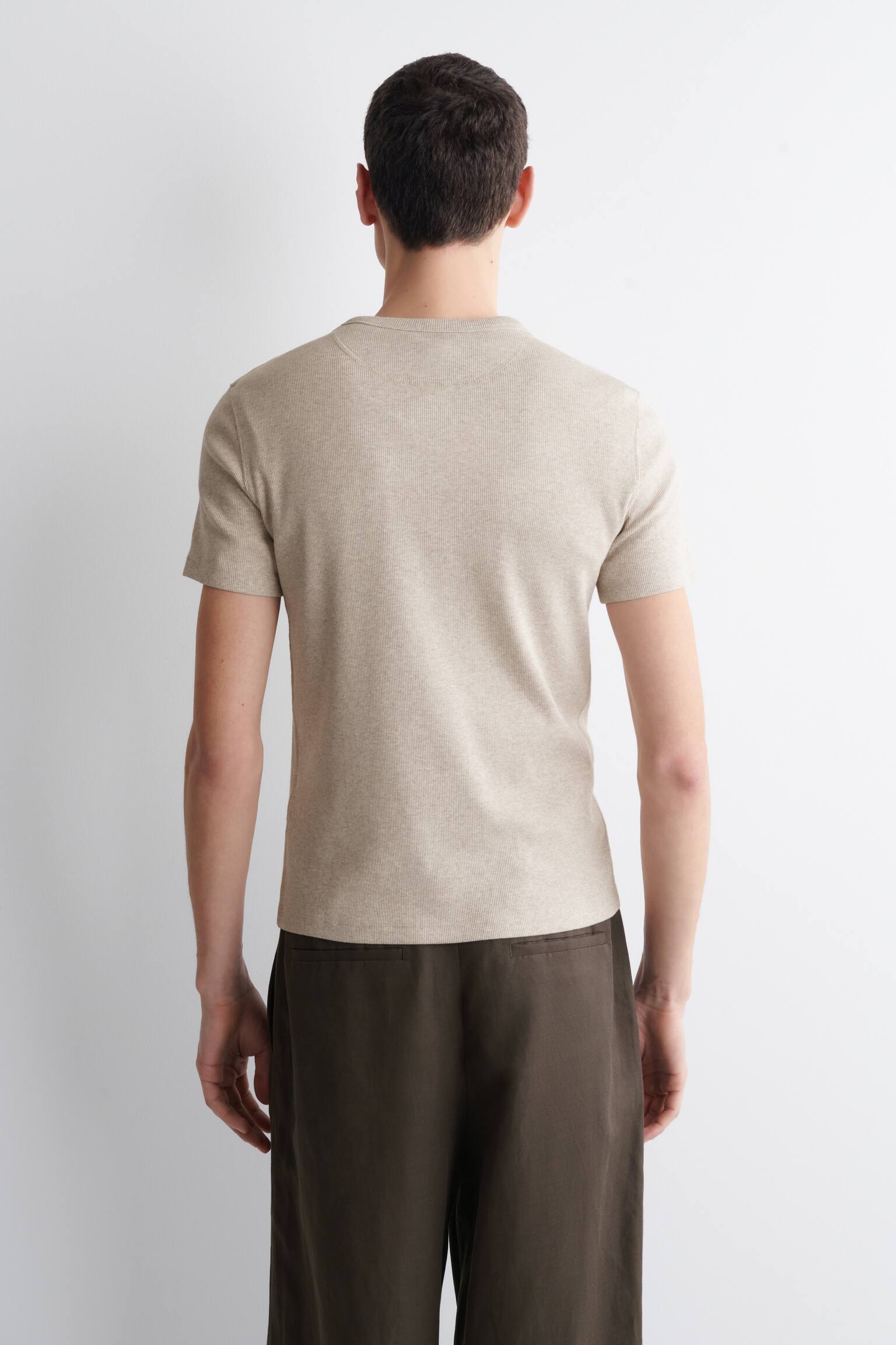Smal ribbestrikket henley-T-skjorte - Beige melert - 3