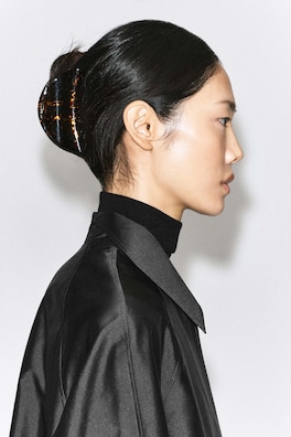 CURVED CLAW HAIR CLIP — BROWN / TORTOISESHELL 1