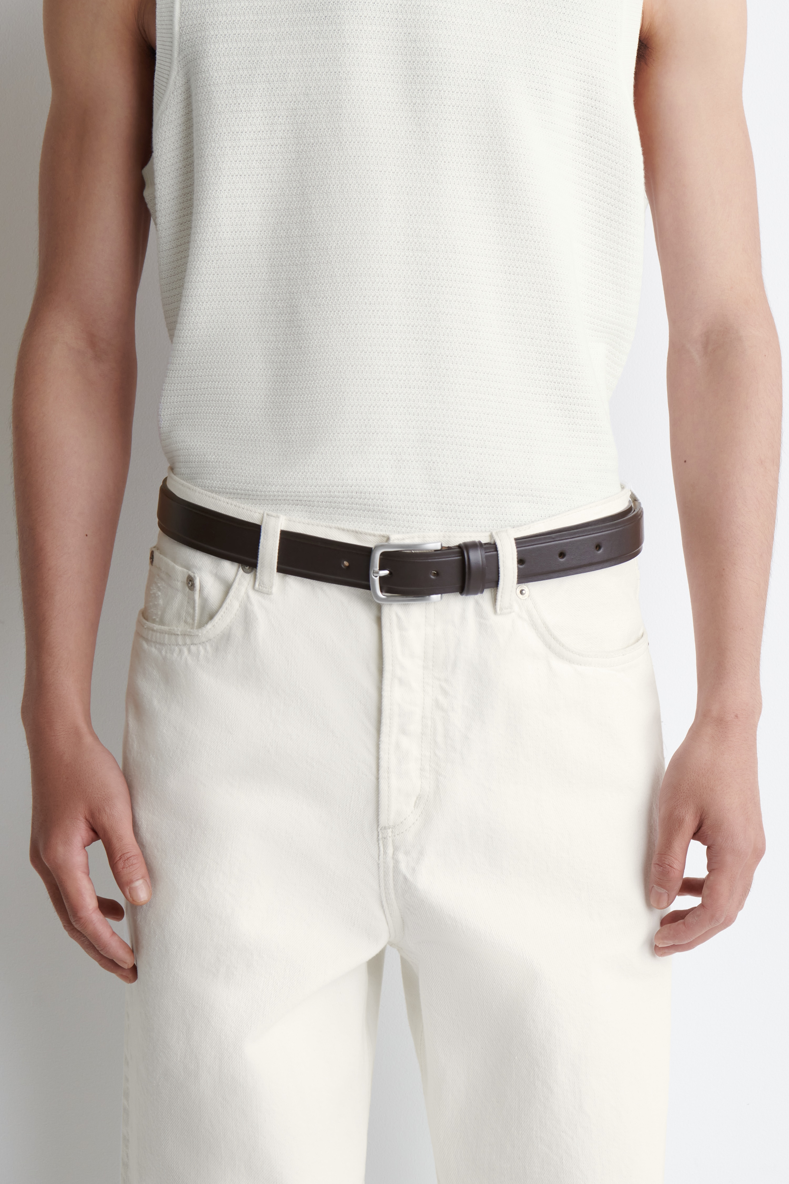 LEDERGÜRTEL MIT PRÄGUNG - DUNKELBRAUN