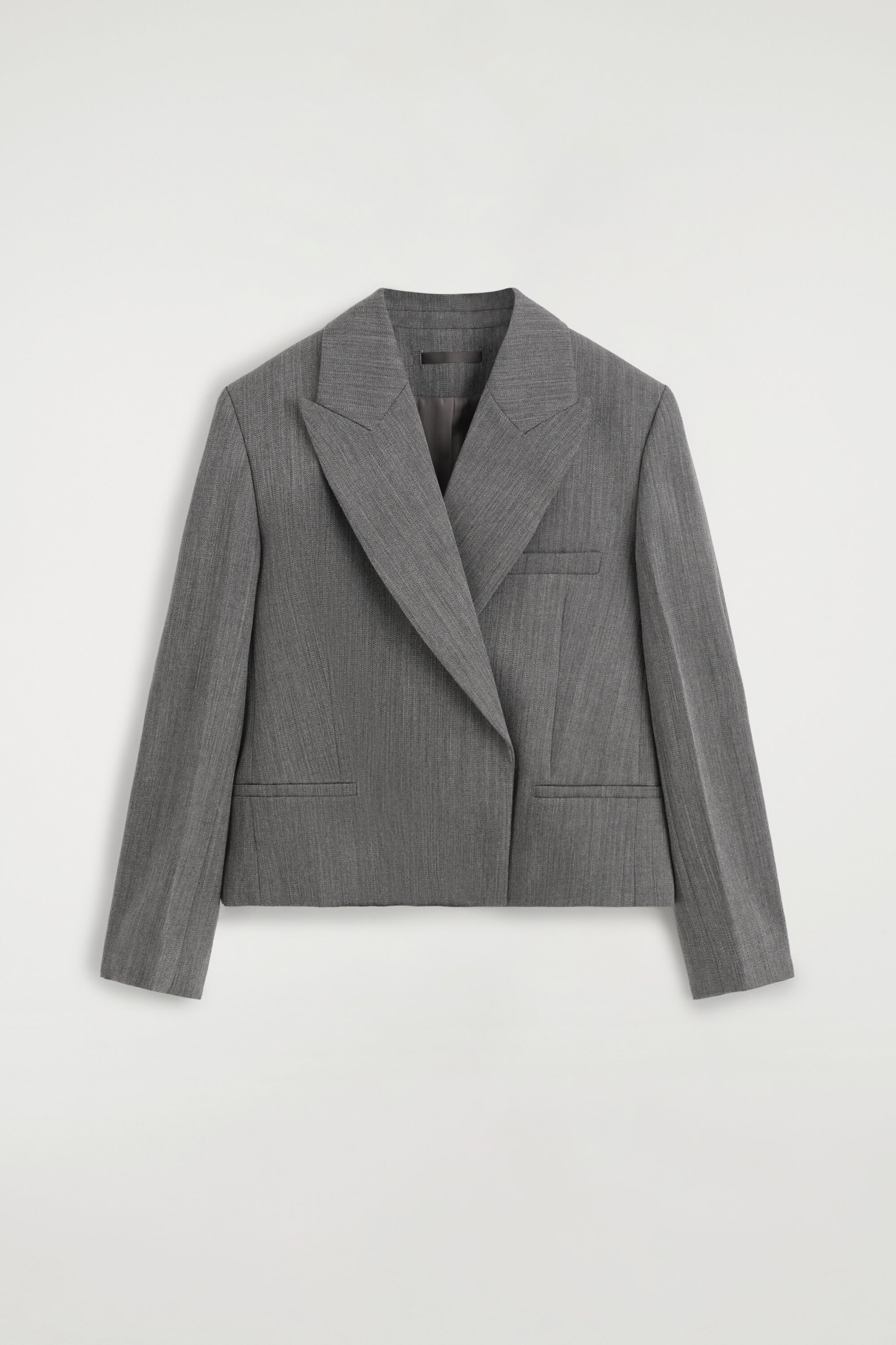 EXAGGERATED WOOL BLAZER