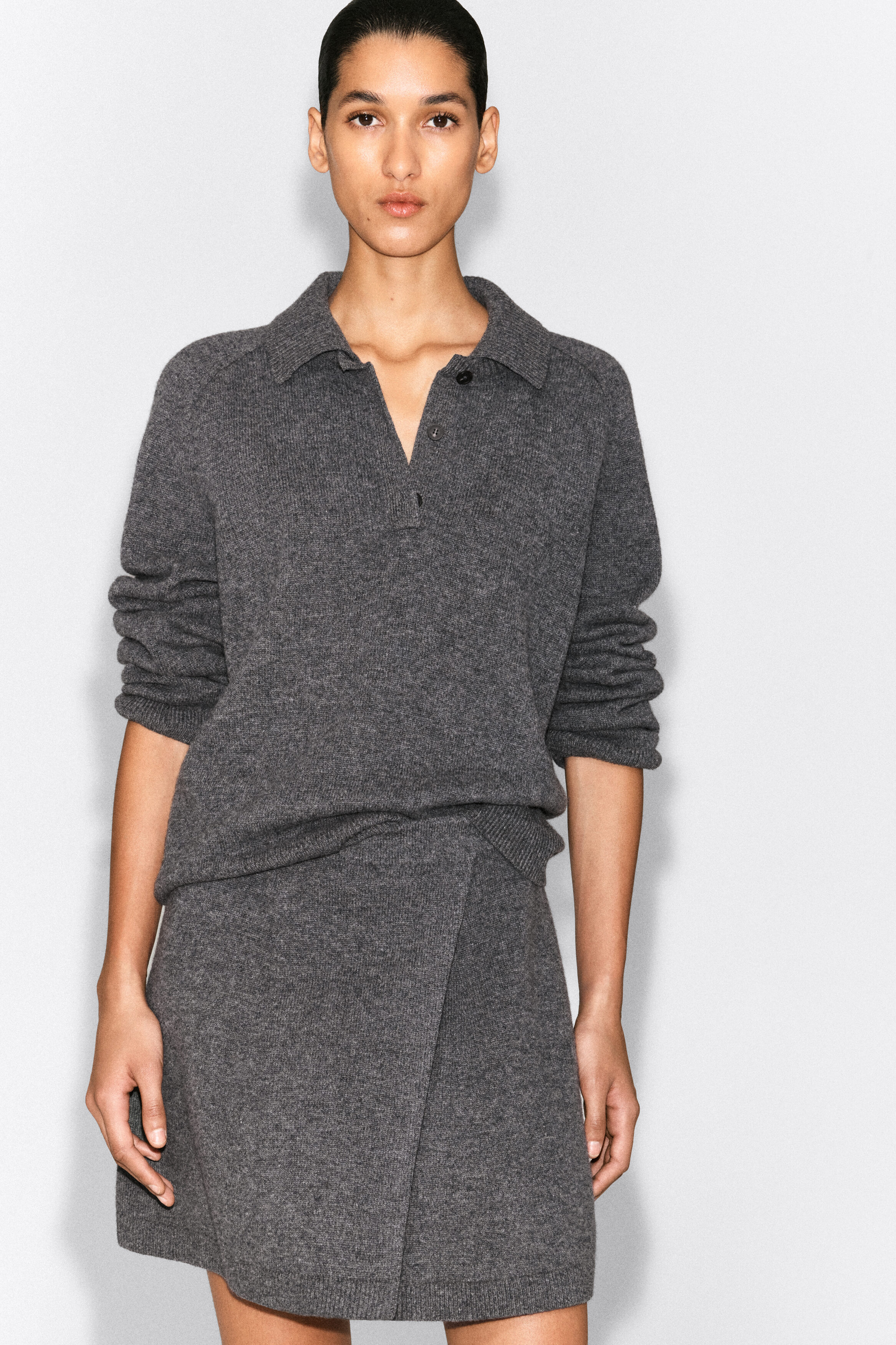 MERINO WOOL MINI WRAP SKIRT - thumbnail 3
