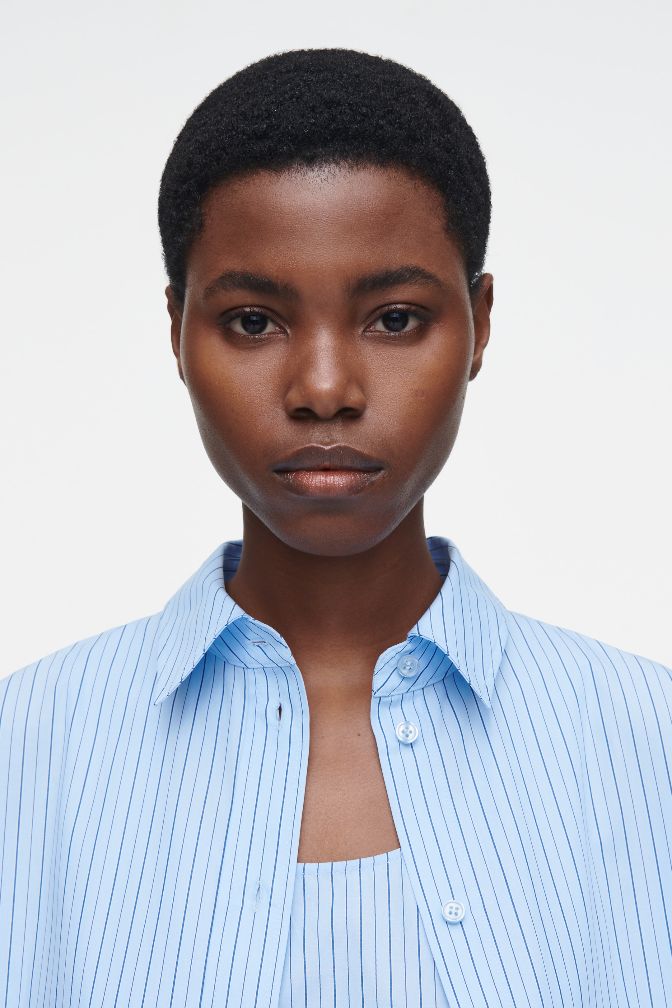 Ingrandisci l'immagine: LAYERED STRIPED TRAPEZE SHIRT DRESS - BLUE / STRIPED - DONNA | H&M CH 2
