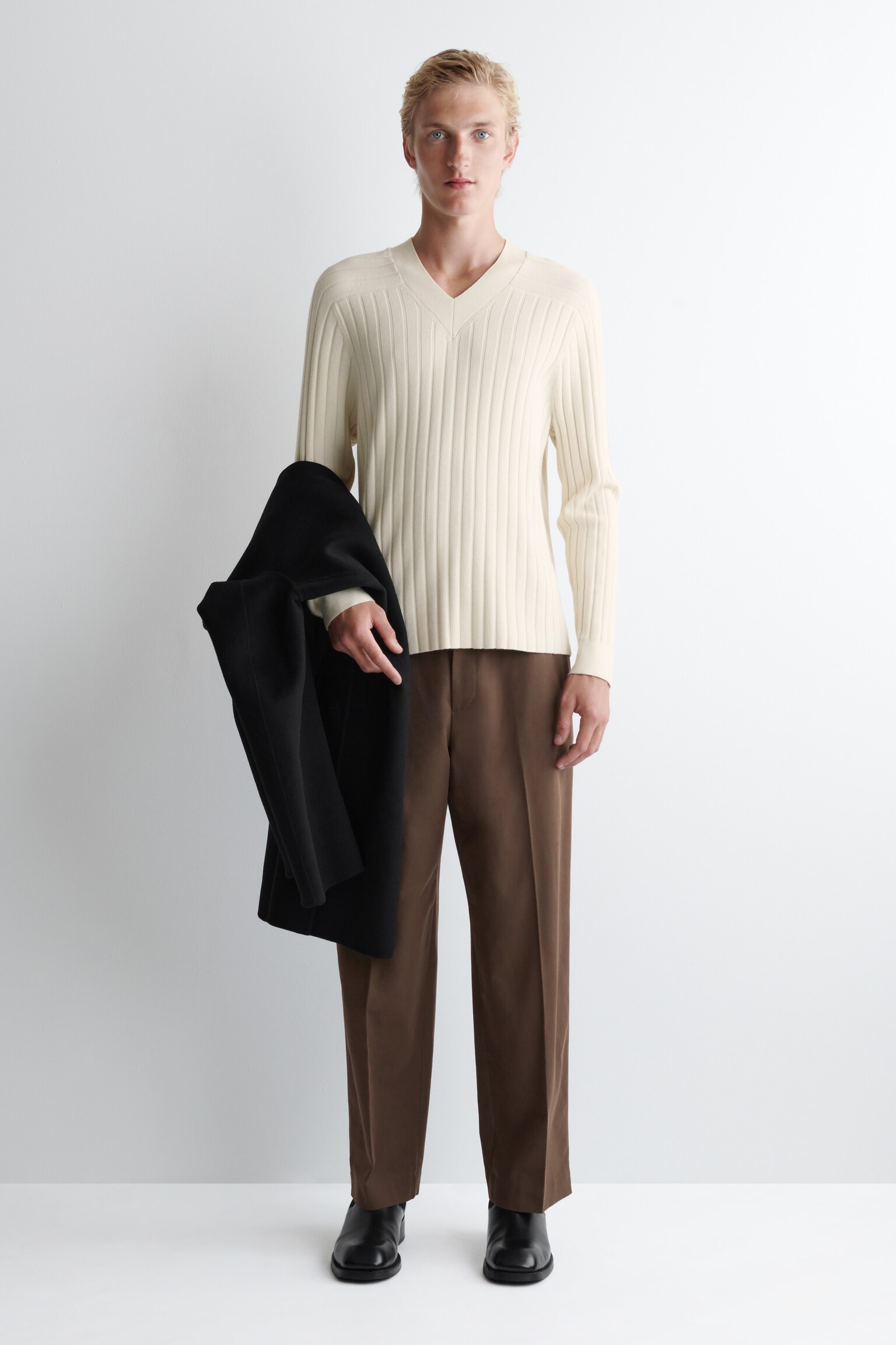 PANTALON COURT DROIT EN COTON - BRUN - 1