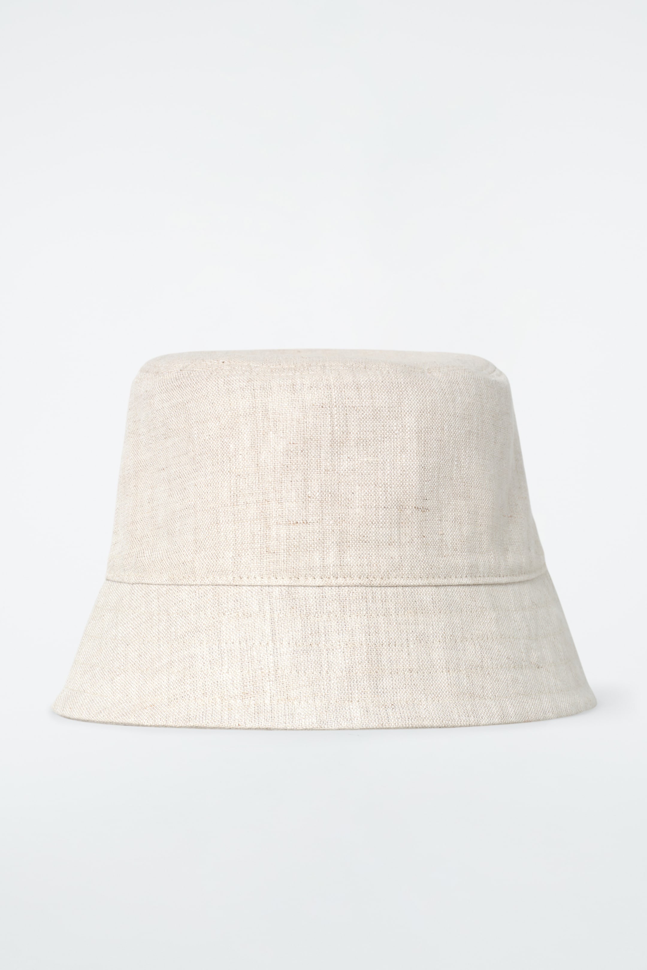 Grotere afbeelding bekijken: LINNEN BUCKET HAT - LICHTBEIGE / ONGEBLEEKT - DAMES | H&M BE 3