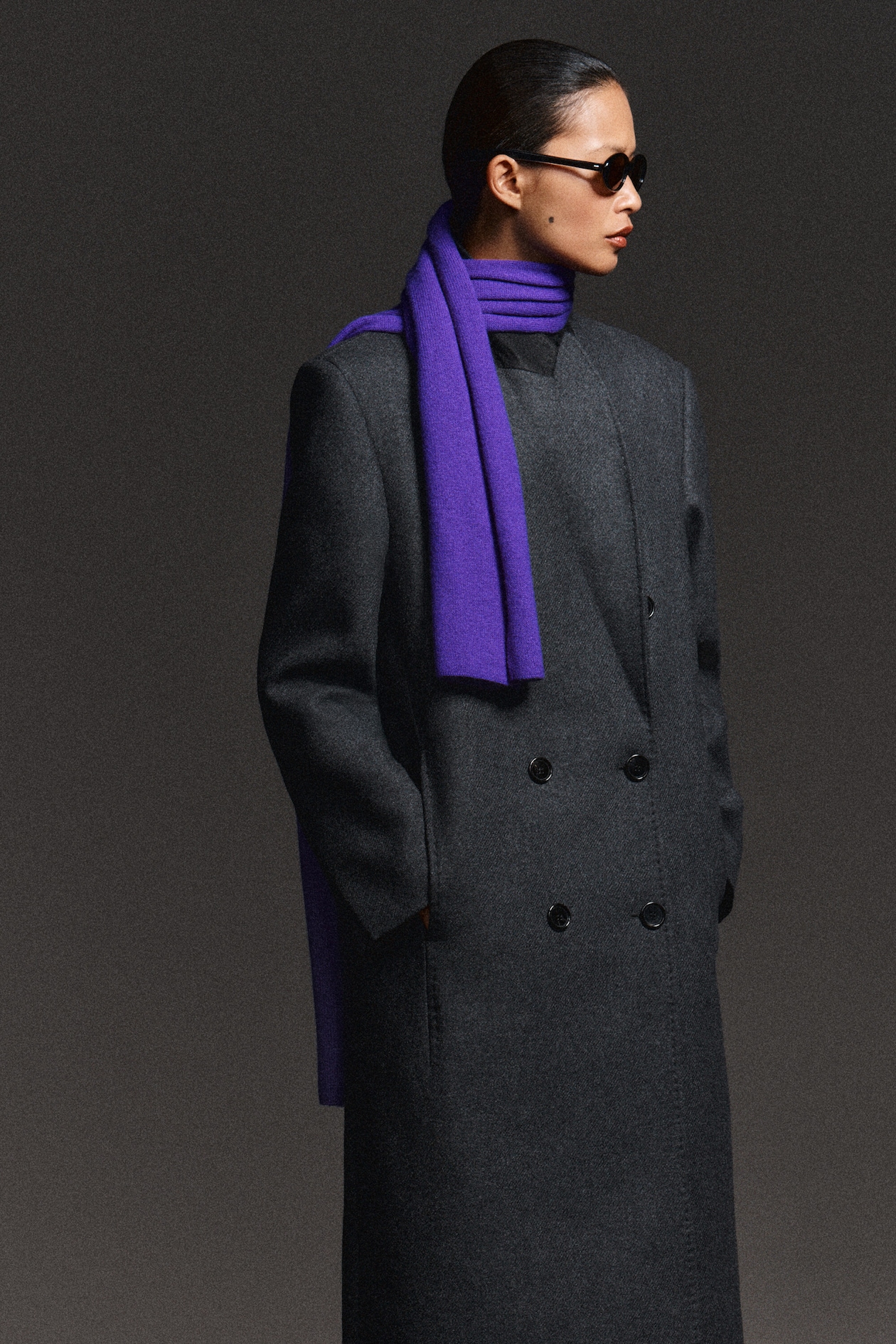 TAILORED WOOL-BLEND DOUBLE-BREASTED COAT — GRAY