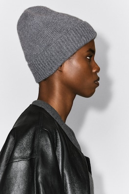 PURE CASHMERE BEANIE — DARK GREY 4