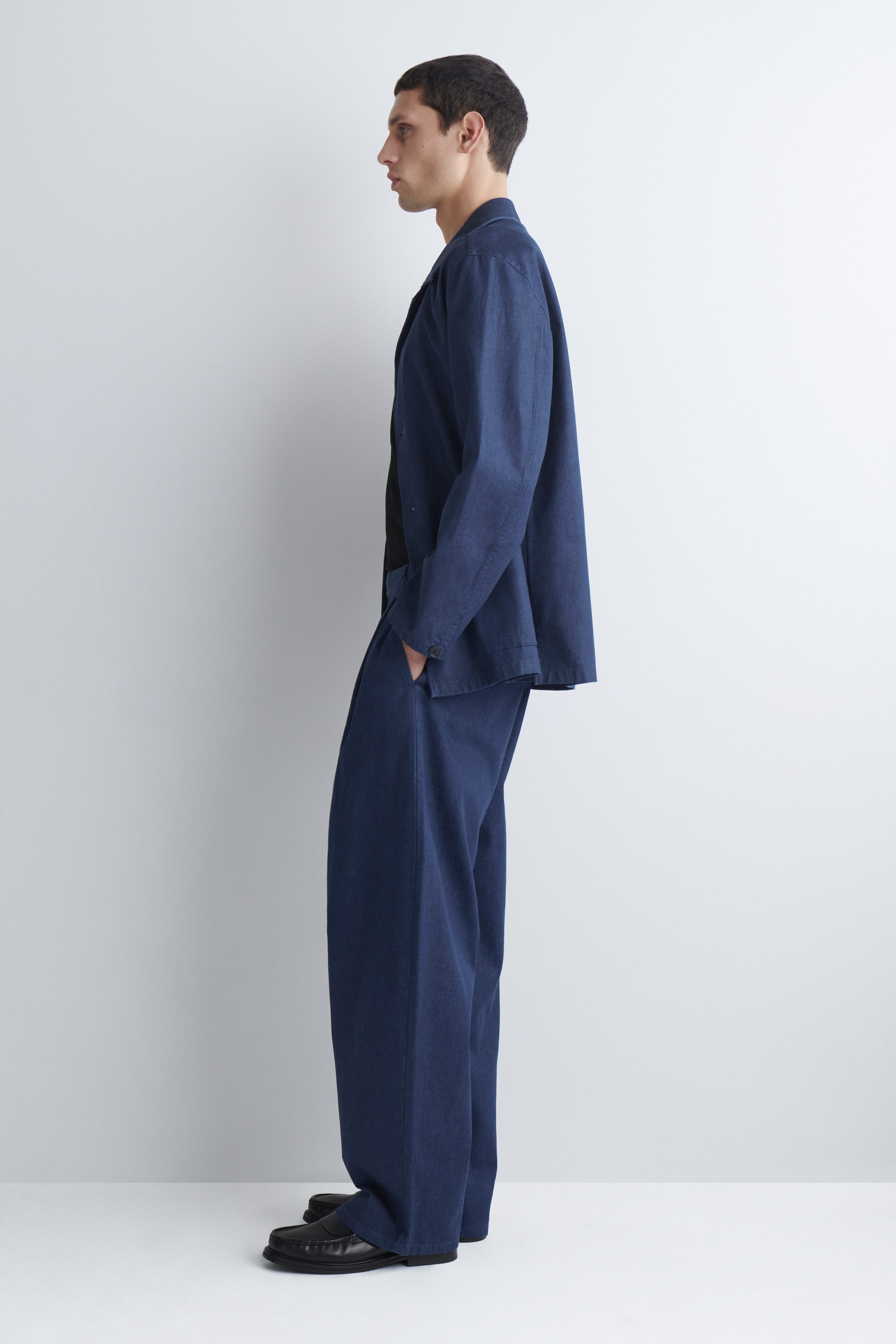 COS デニム BELTED DENIM RELAXED-FIT BARREL-LEG PANTS - BLUE | COS US