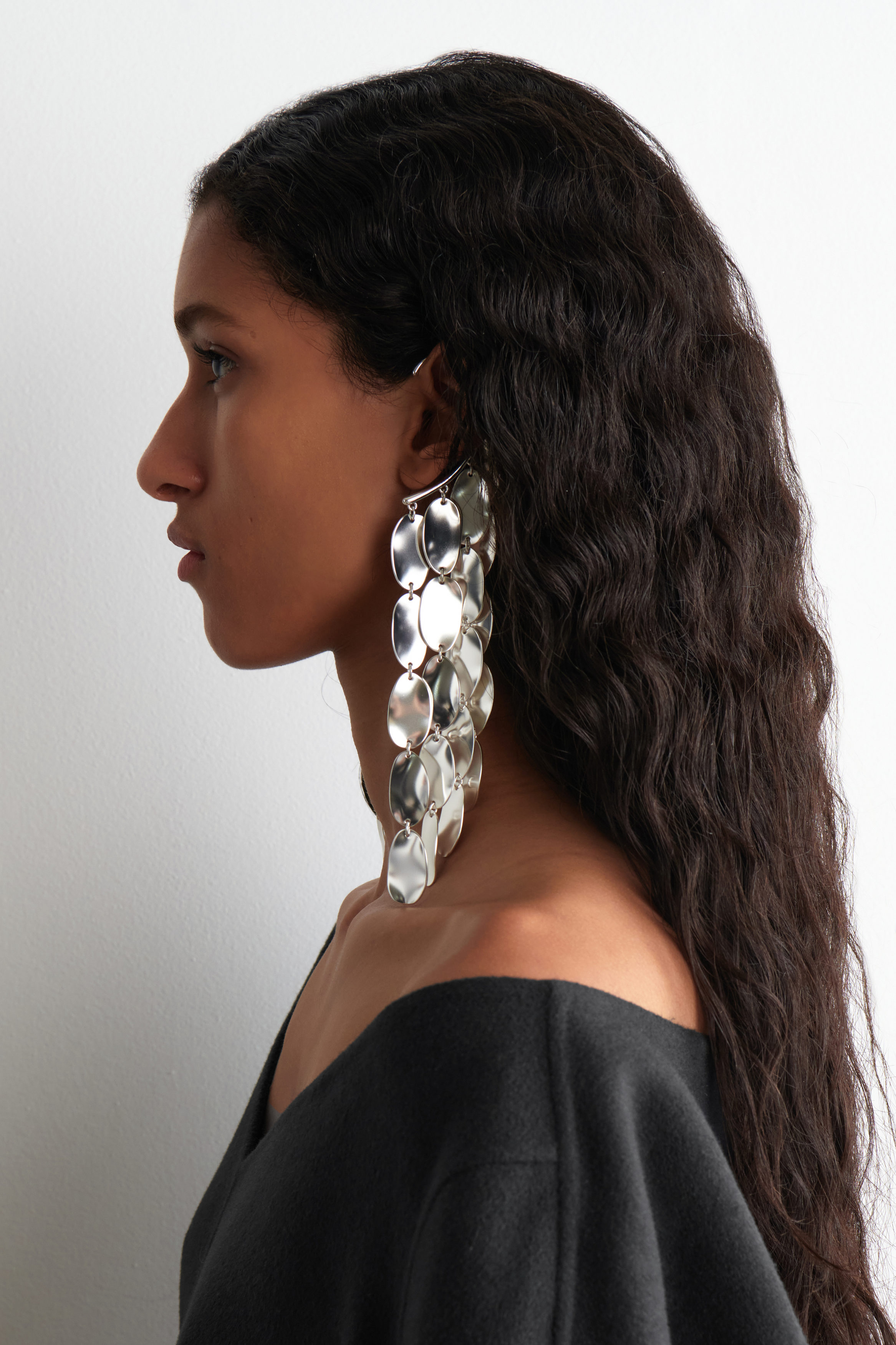 CHAINMAIL EAR CUFFS - SILVER | COS
