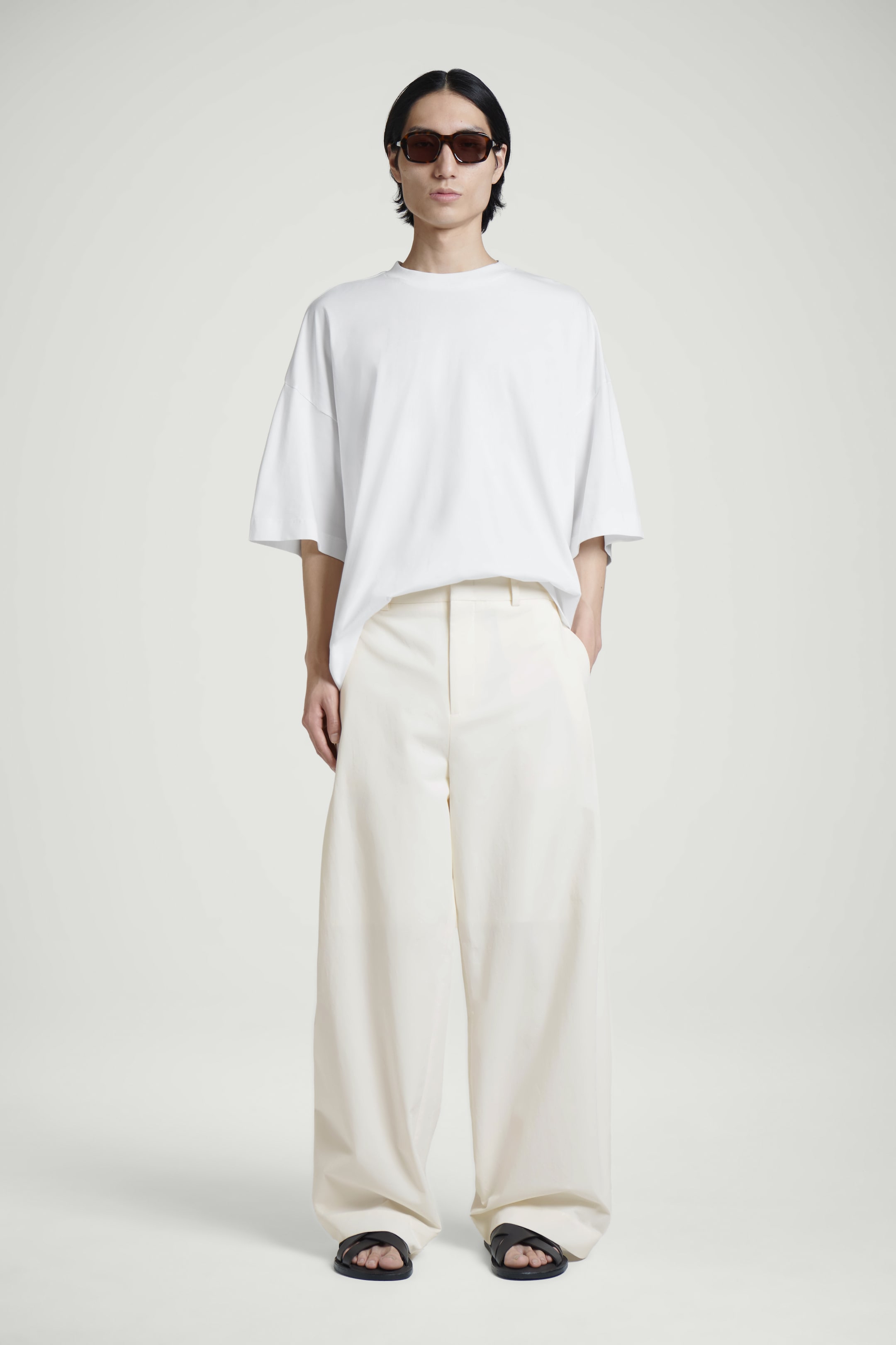Visualizza immagine più grande: T-SHIRT OVERSIZE MOLTO AMPIA IN COTONE - BIANCO - UOMO | H&M IT 2