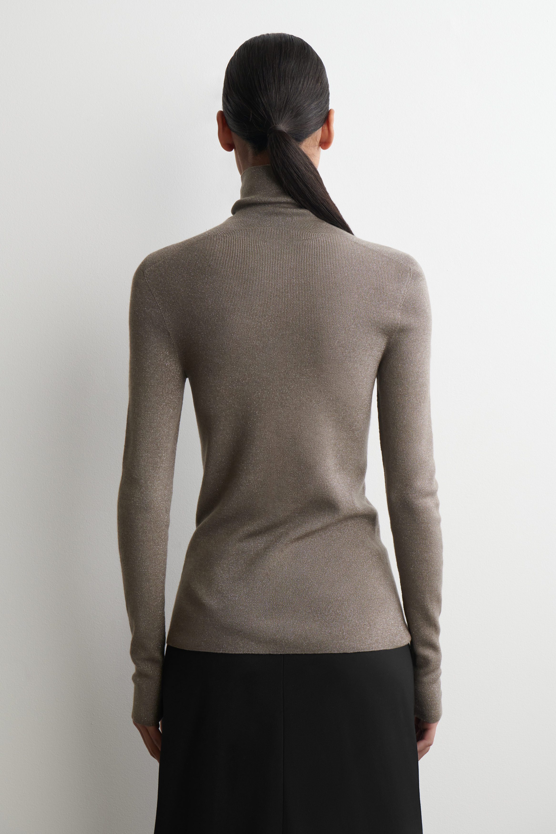 SPARKLY SEAMLESS WOOL SWEATER - TAUPE | COS