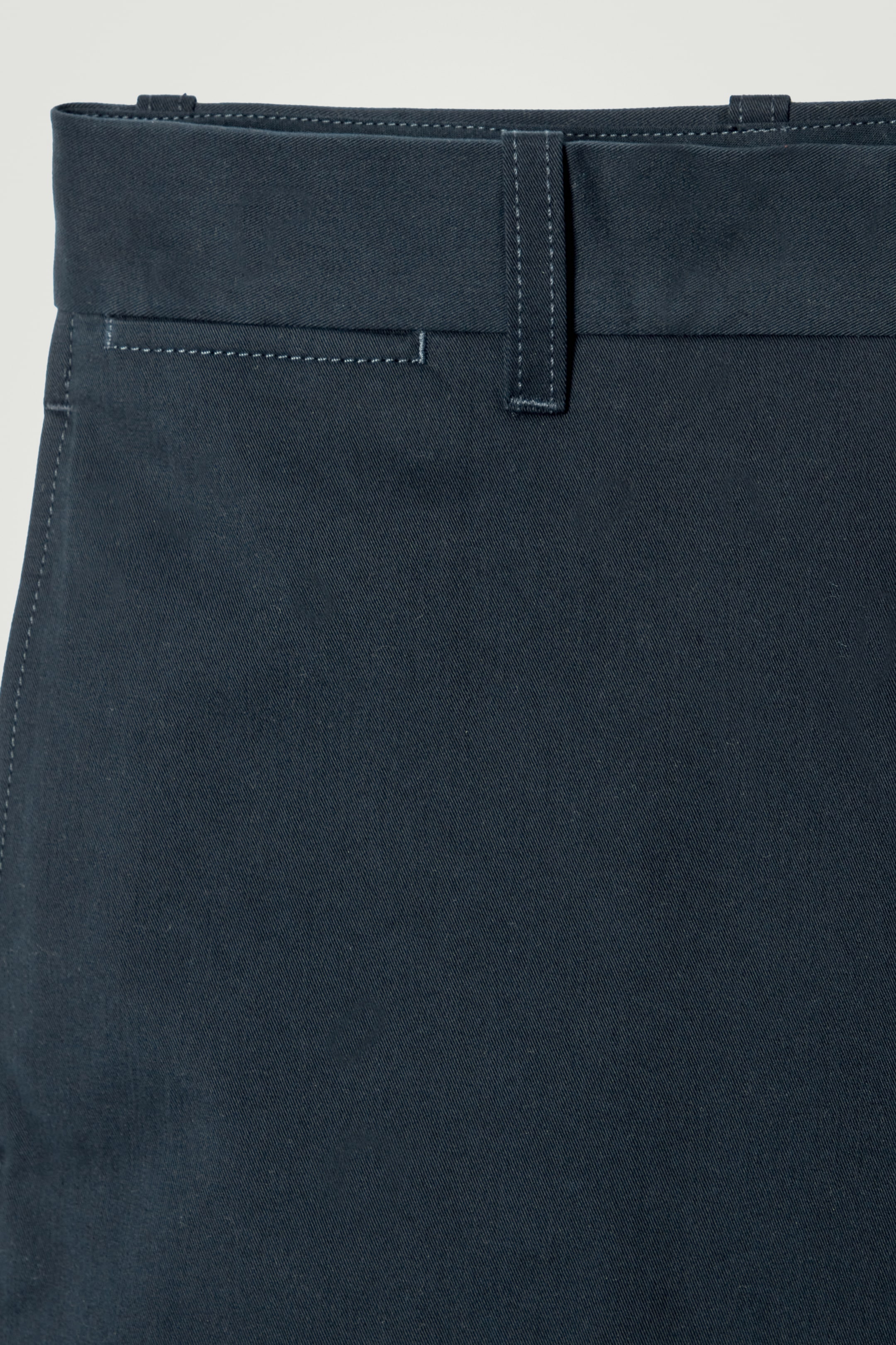 View larger image: RELAXED STRAIGHT-LEG CHINOS - NAVY - Men | H&M GB 6