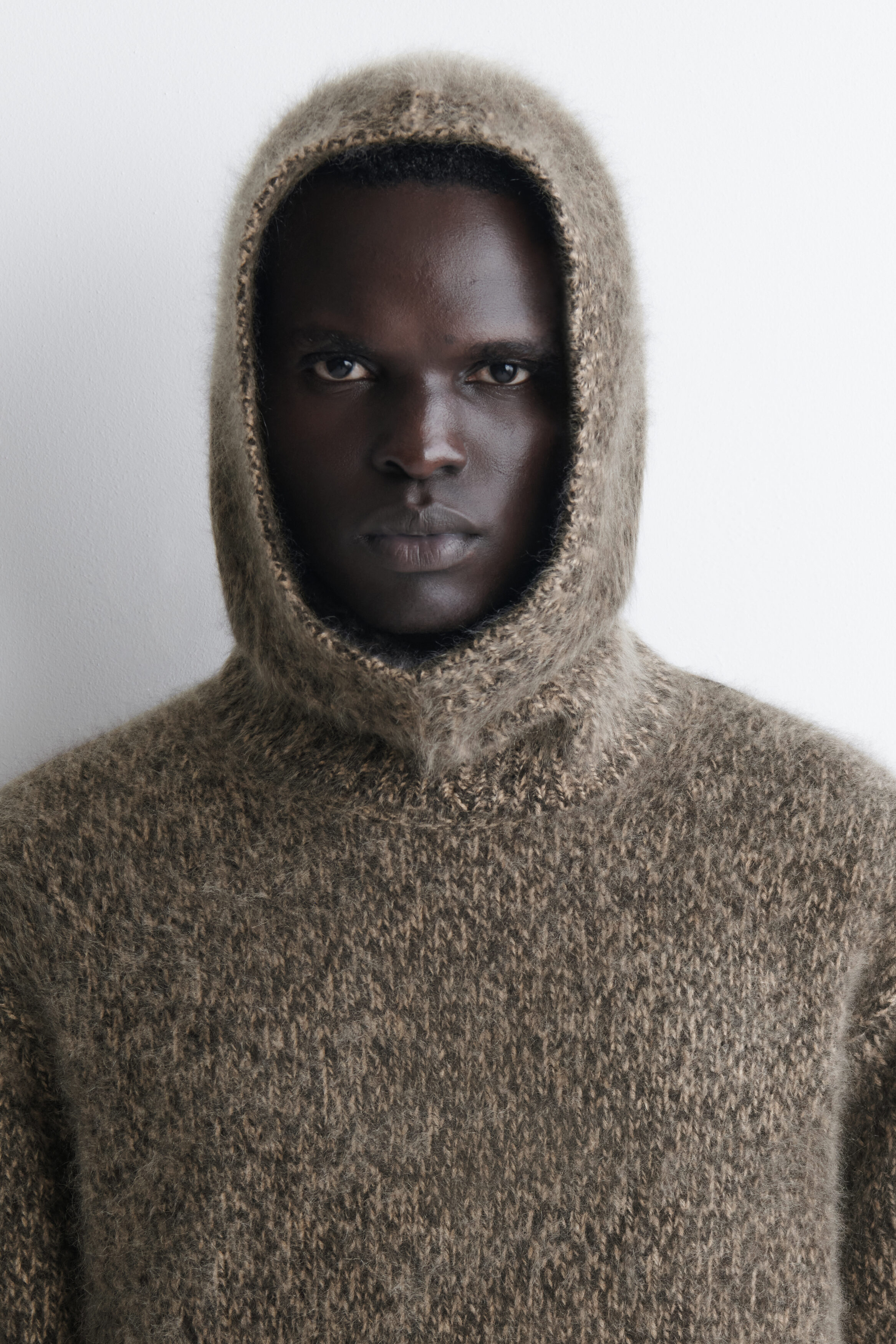 BRUSHED-CASHMERE BALACLAVA - MOCHA MÉLANGE | COS DK