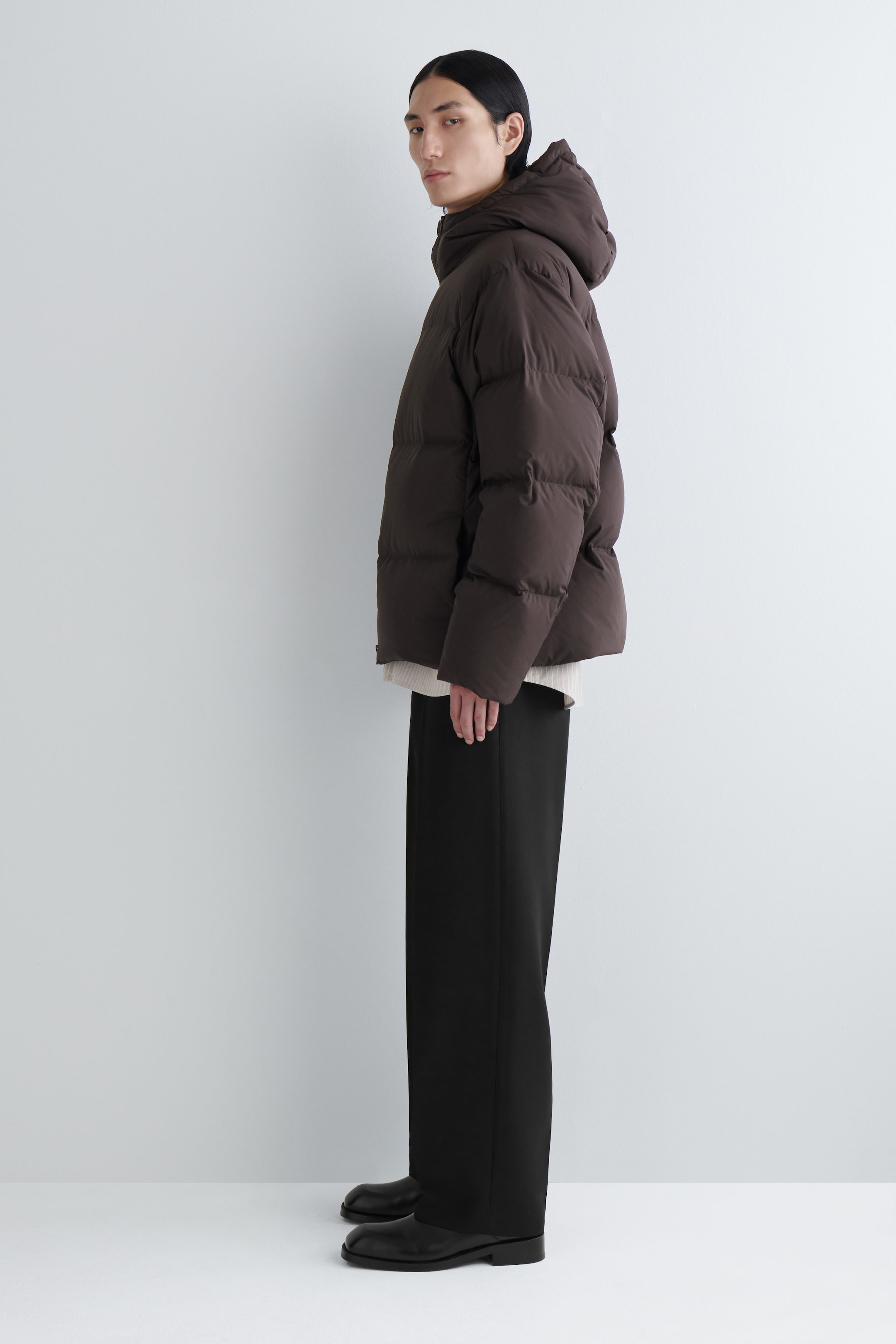 GESTEPPTE DAUNENJACKE MIT KAPUZE