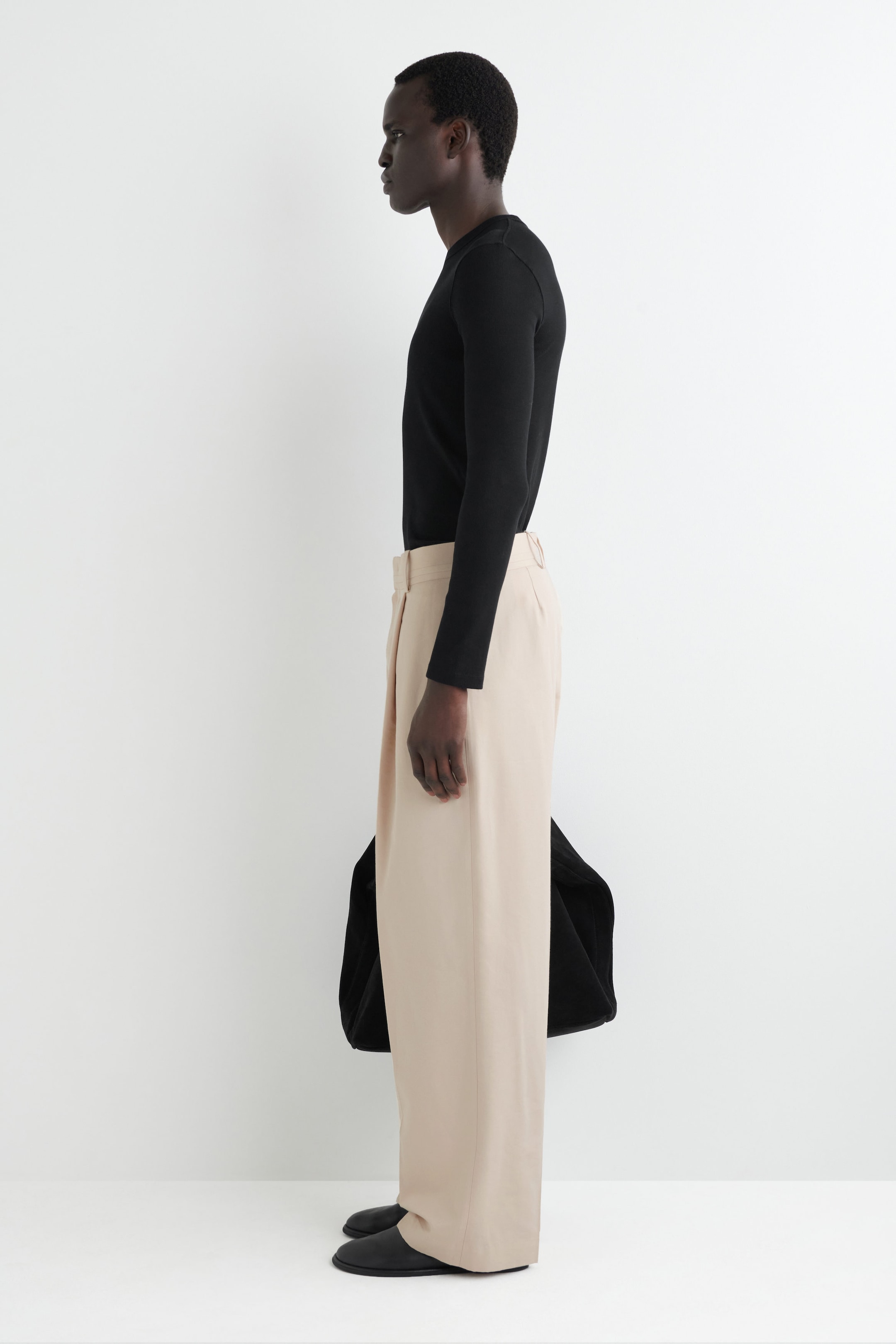 SLIM RIBBED COTTON LONG-SLEEVED T-SHIRT