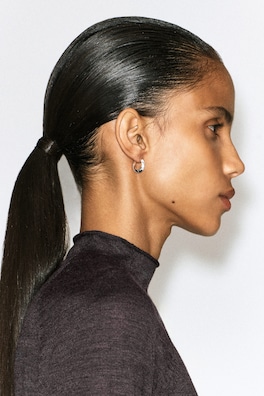 FACETED MINI HOOP EARRINGS — SILVER 2