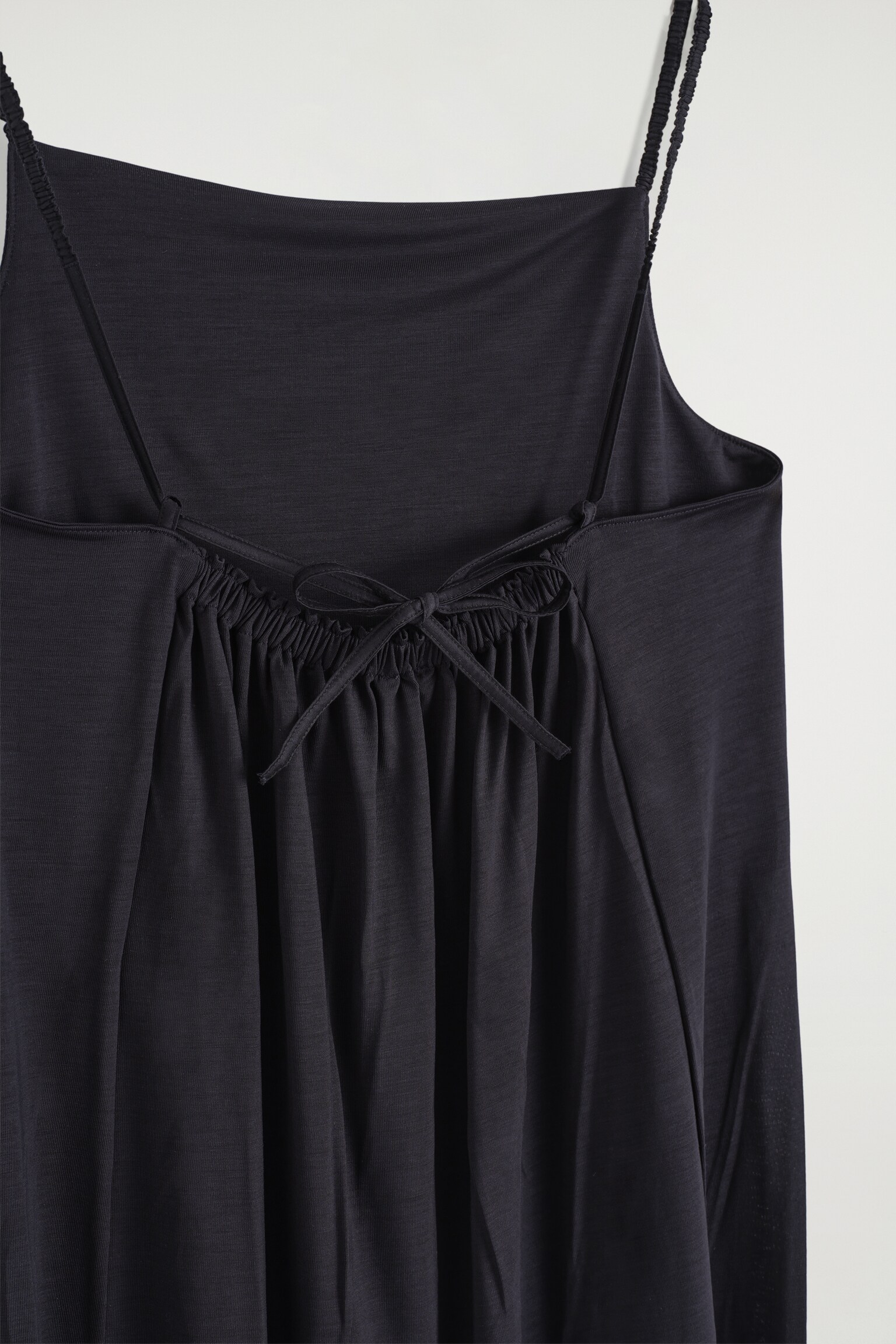 VESTIDO DE TIRANTES CON CUELLO CUADRADO - AZUL MARINO - 5