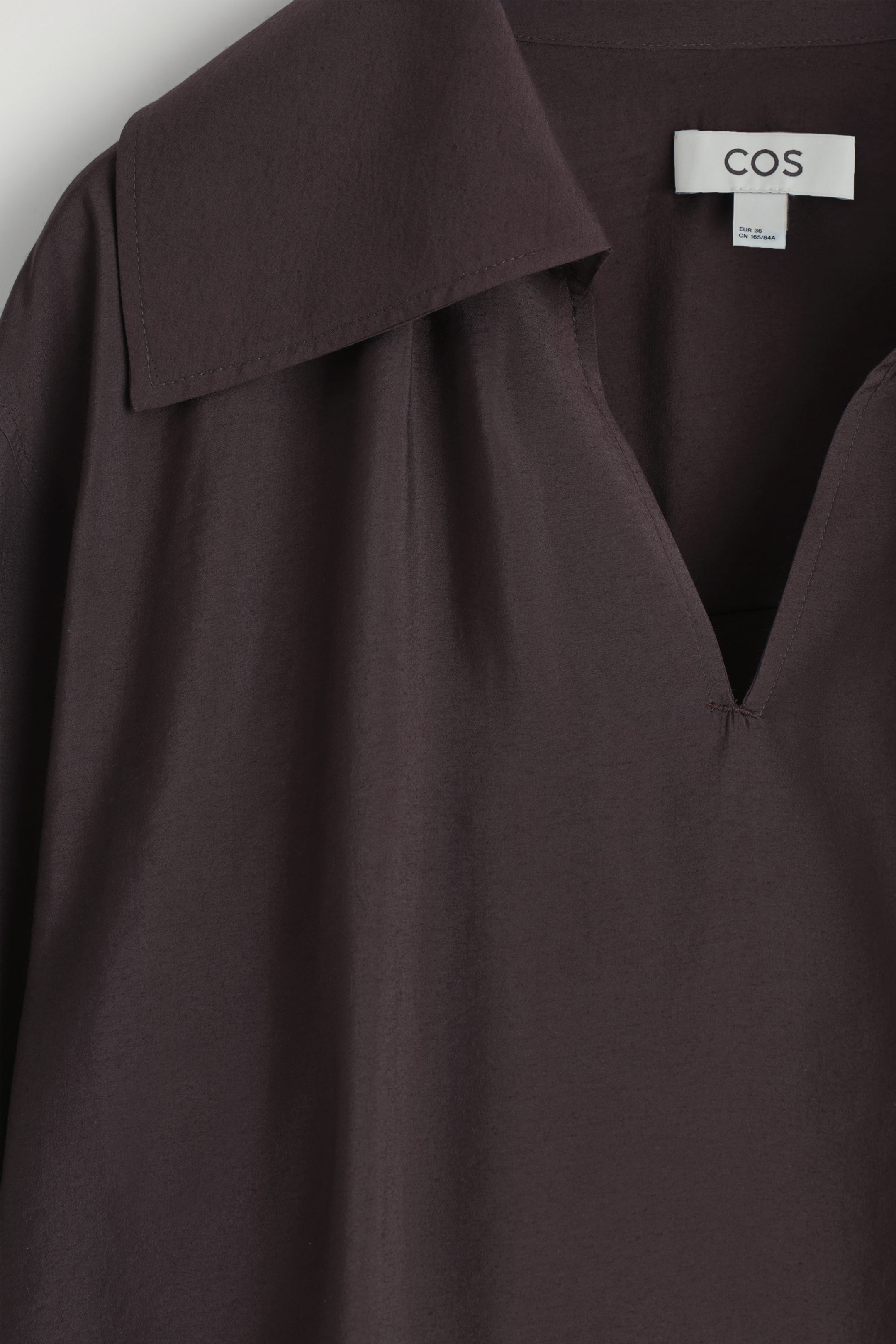 WIDE-COLLAR MODAL BLOUSE