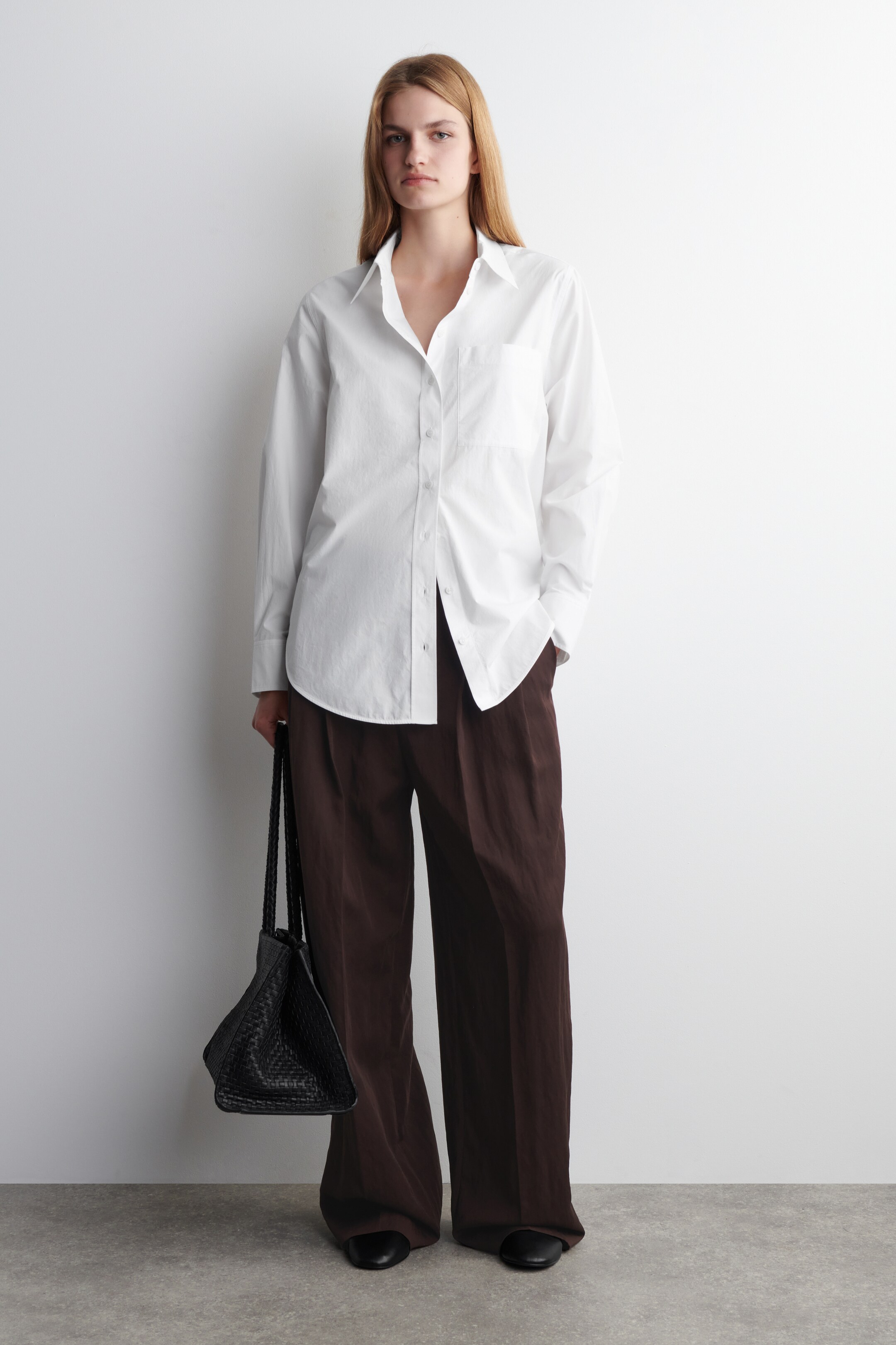 Agrandir l'image: CHEMISE HABILLÉE EN COTON PIMA - BLANC - FEMME | H&M FR 2