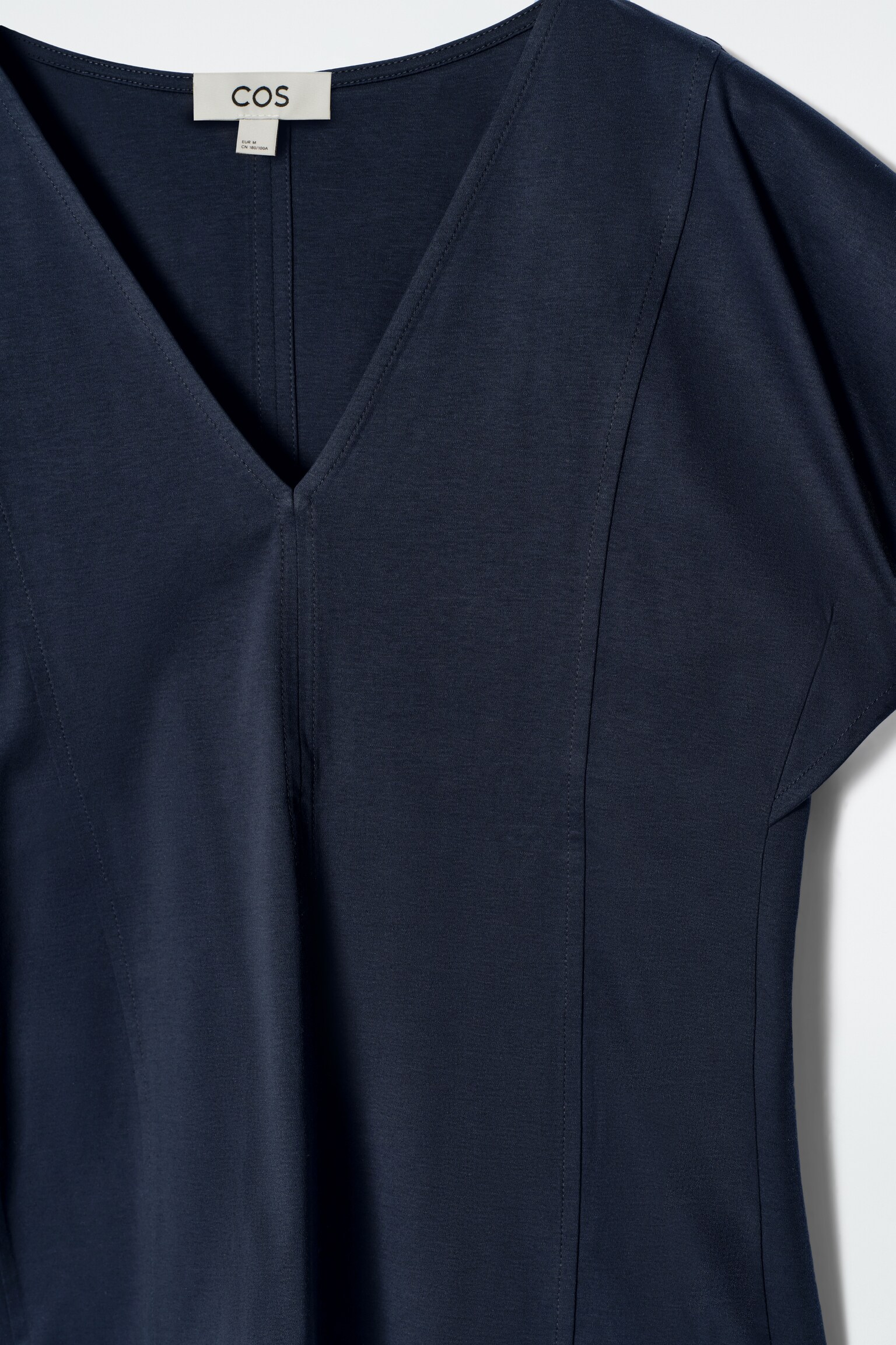 TOP DE ALGODÓN CON MANGAS PÉTALO - AZUL MARINO/MARFIL - 3