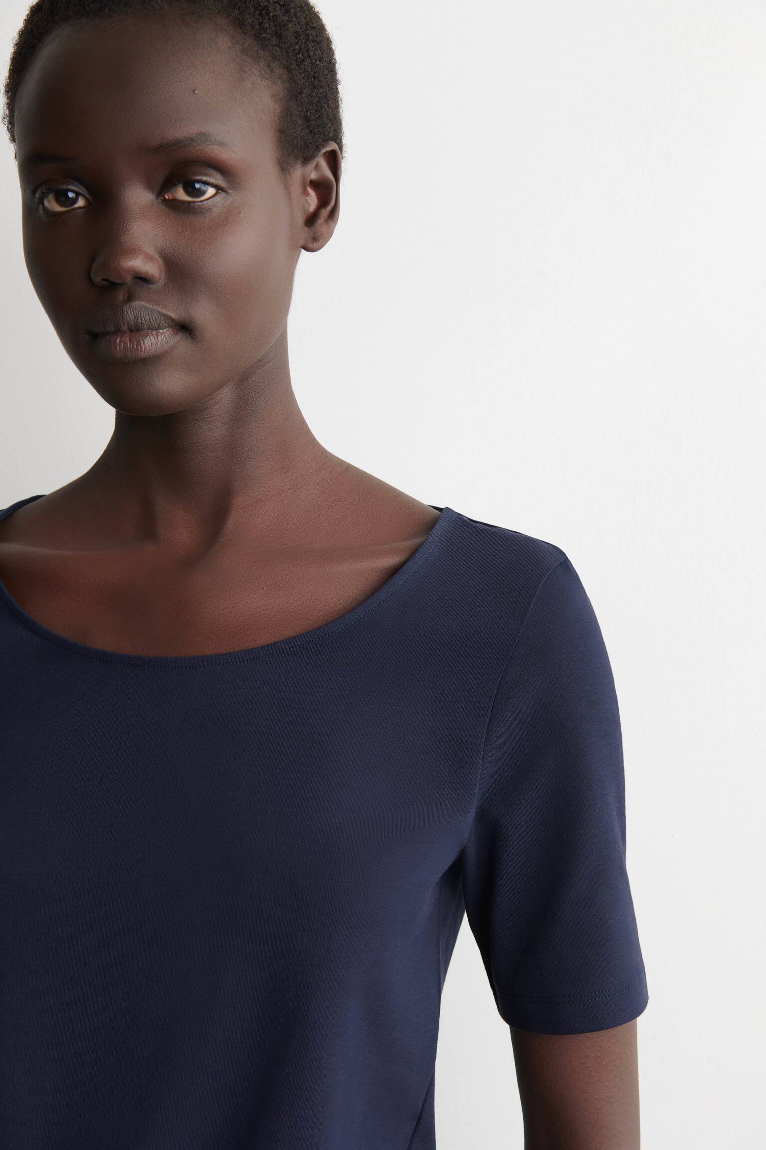 T-SHIRT SLIM IN COTONE CON SCOLLO ROTONDO - BLU NAVY/MARRONE MÉLANGE/AVORIO - 7