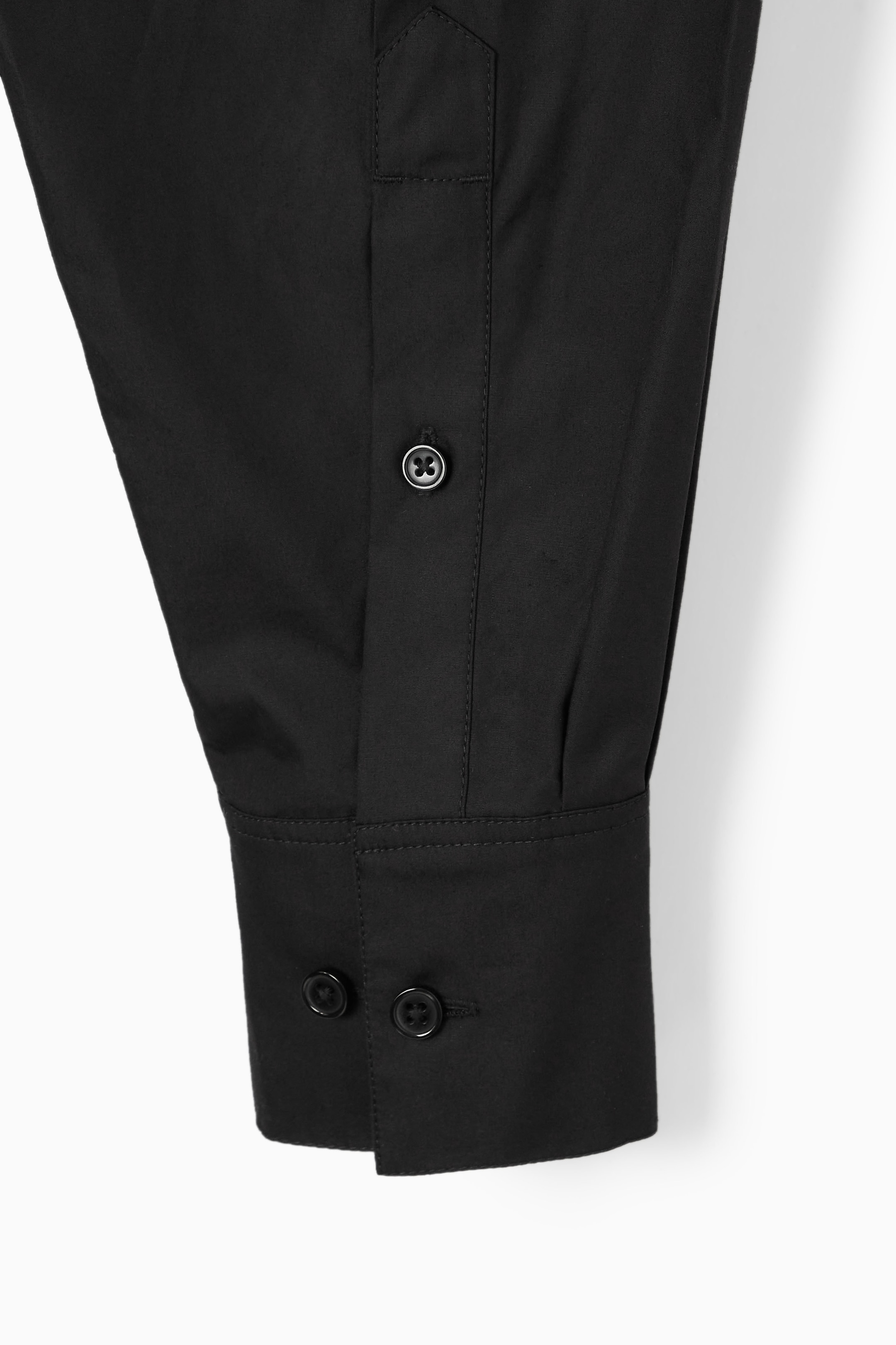 Agrandir l'image: CHEMISE DÉSTRUCTURÉE DOS NU NOUÉ - NOIR - FEMME | H&M CH 3