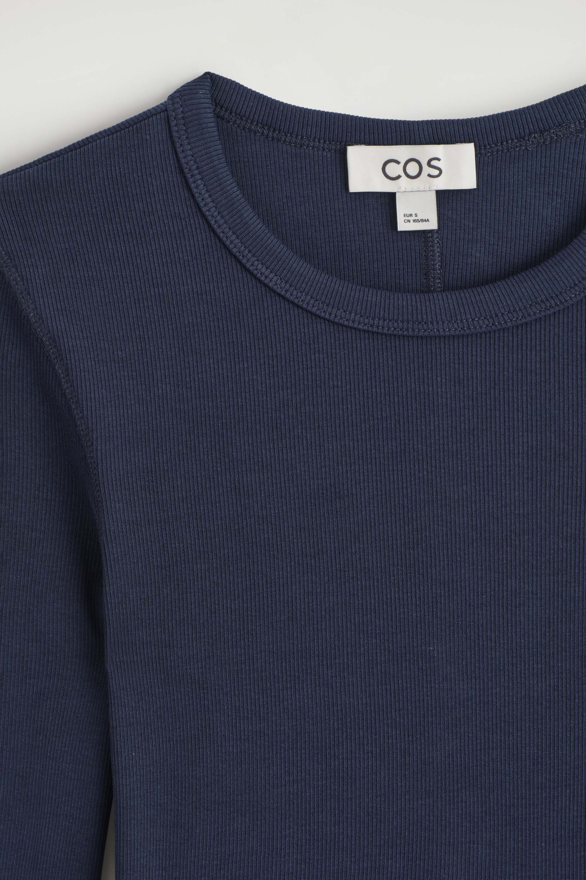 SLIM RIBBED COTTON LONG-SLEEVED TOP thumbnail 8