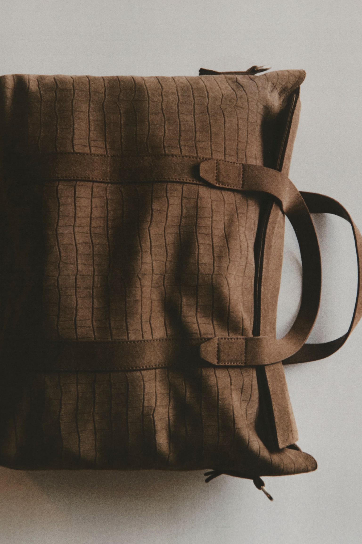 BRUNSWICK MESSENGER BAG - VELOURSLEDER - ELEFANTENGRAU - 4