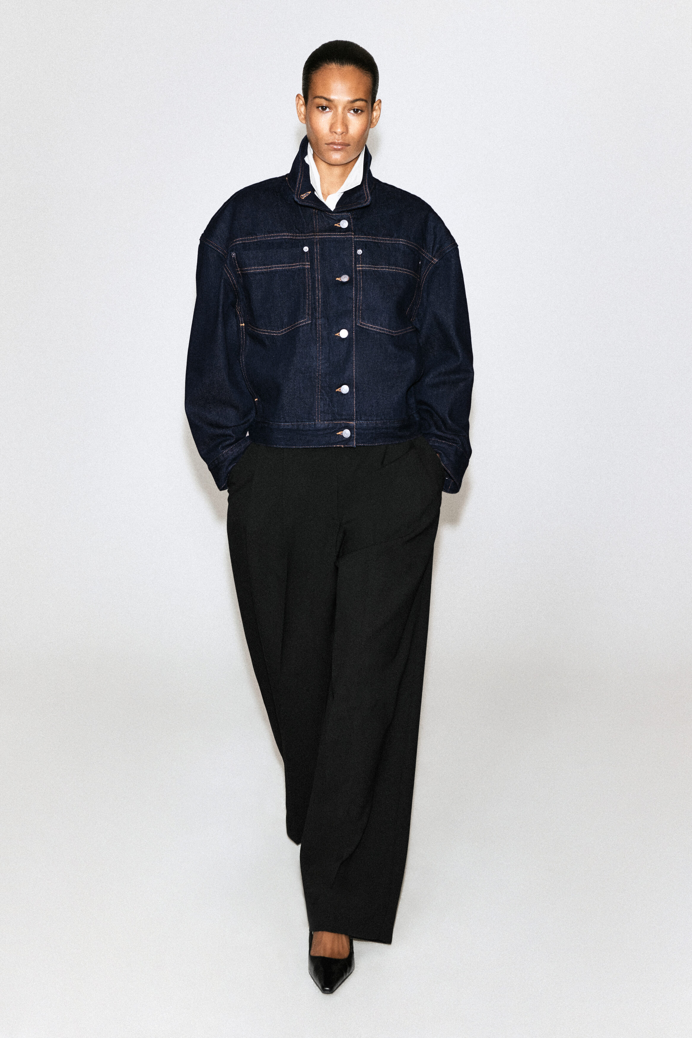 MOCK-NECK DENIM JACKET - thumbnail 3