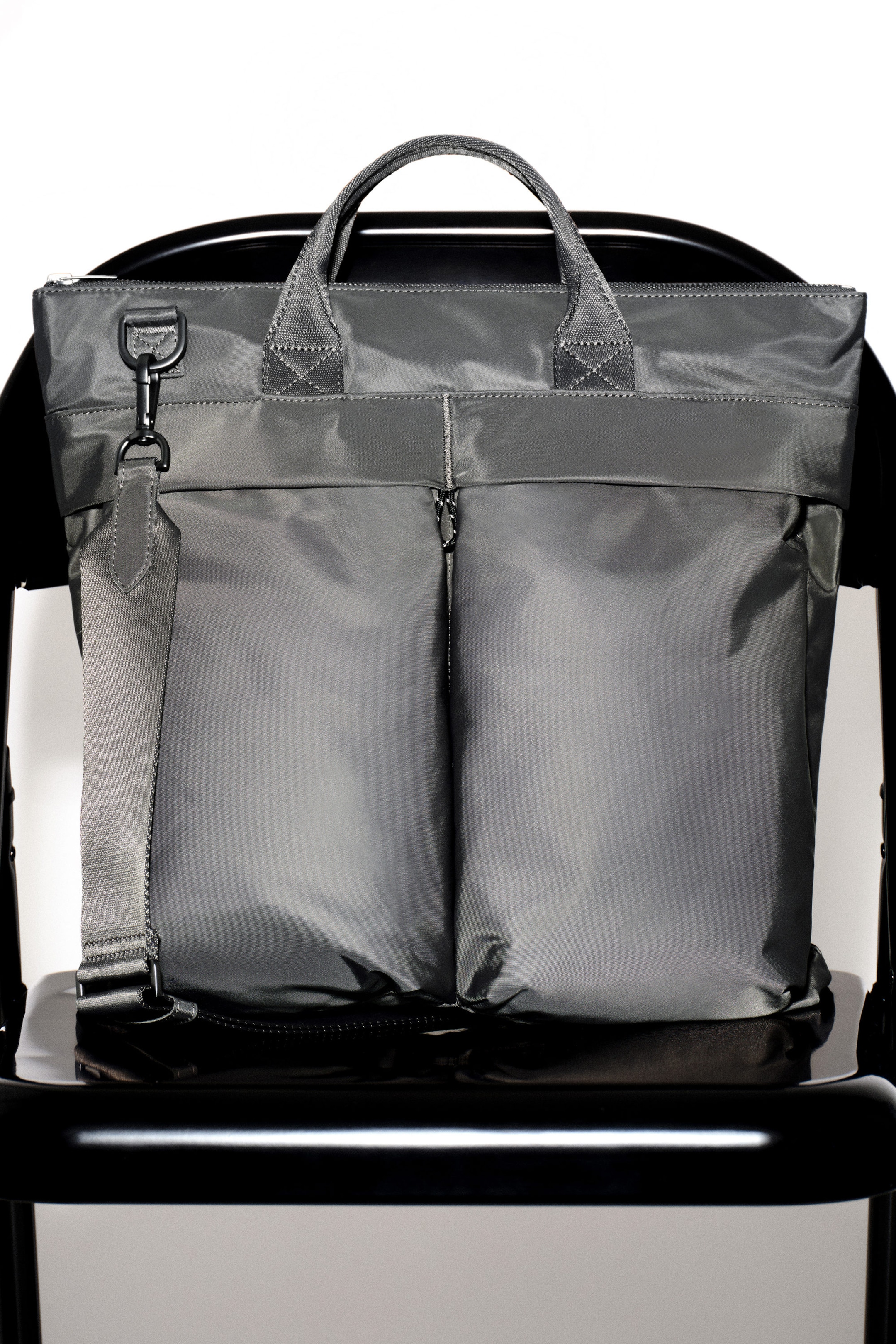 TRANSIT MESSENGER BAG - NYLON