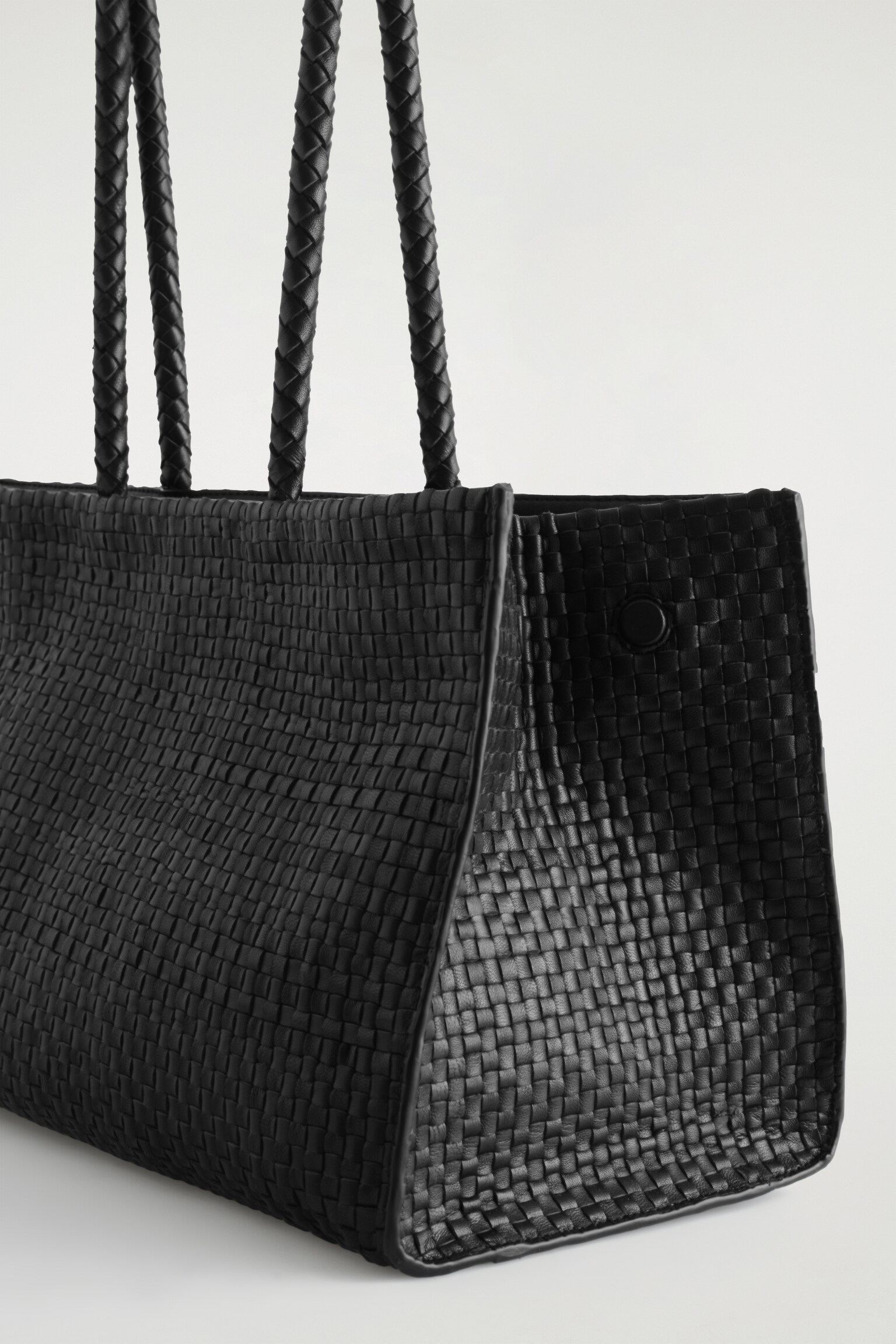 BORSA TOTE GALLERY IN PELLE INTRECCIATA A MANO - NERO - 3