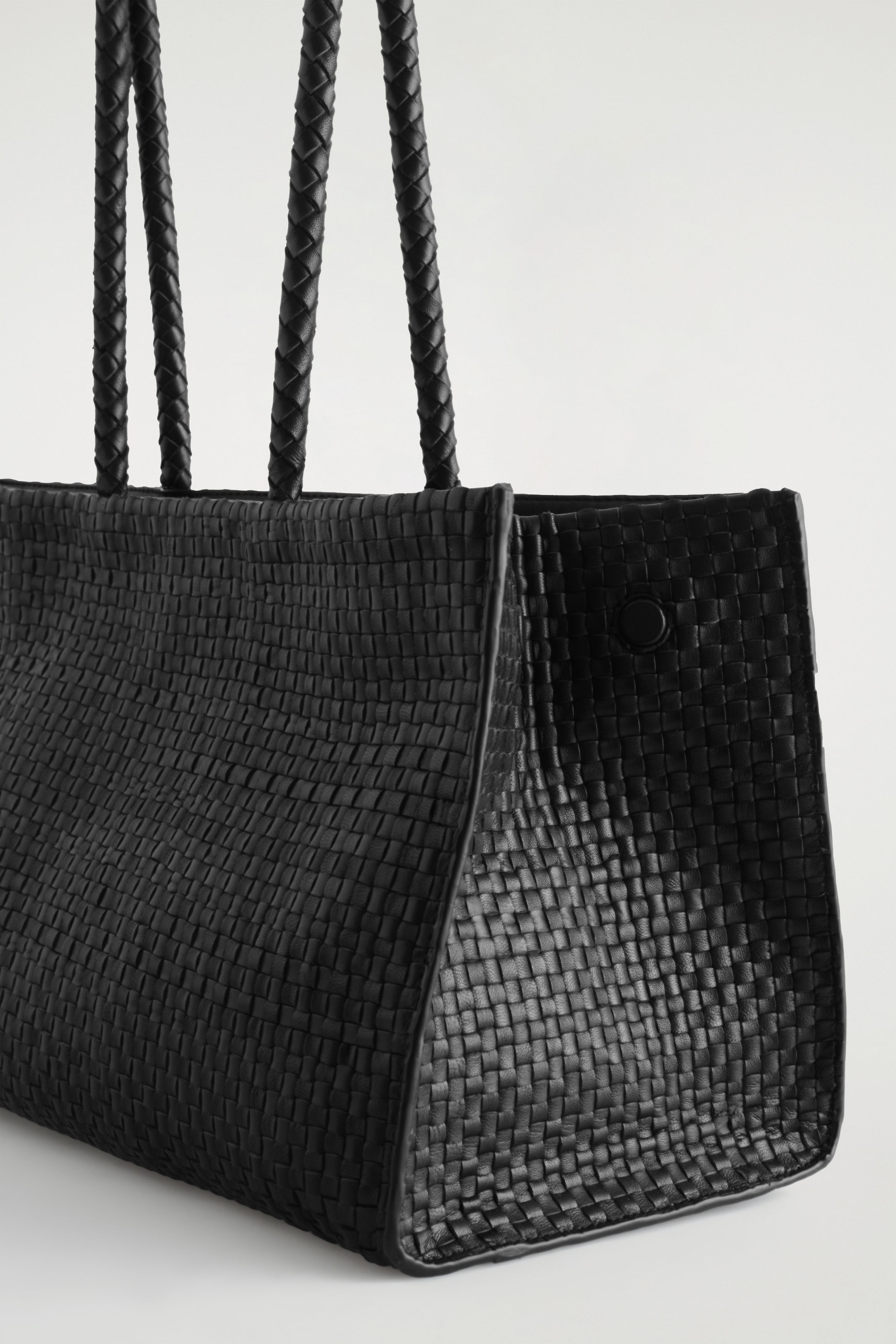 GALLERY HAND-WOVEN TOTE BAG - LEATHER