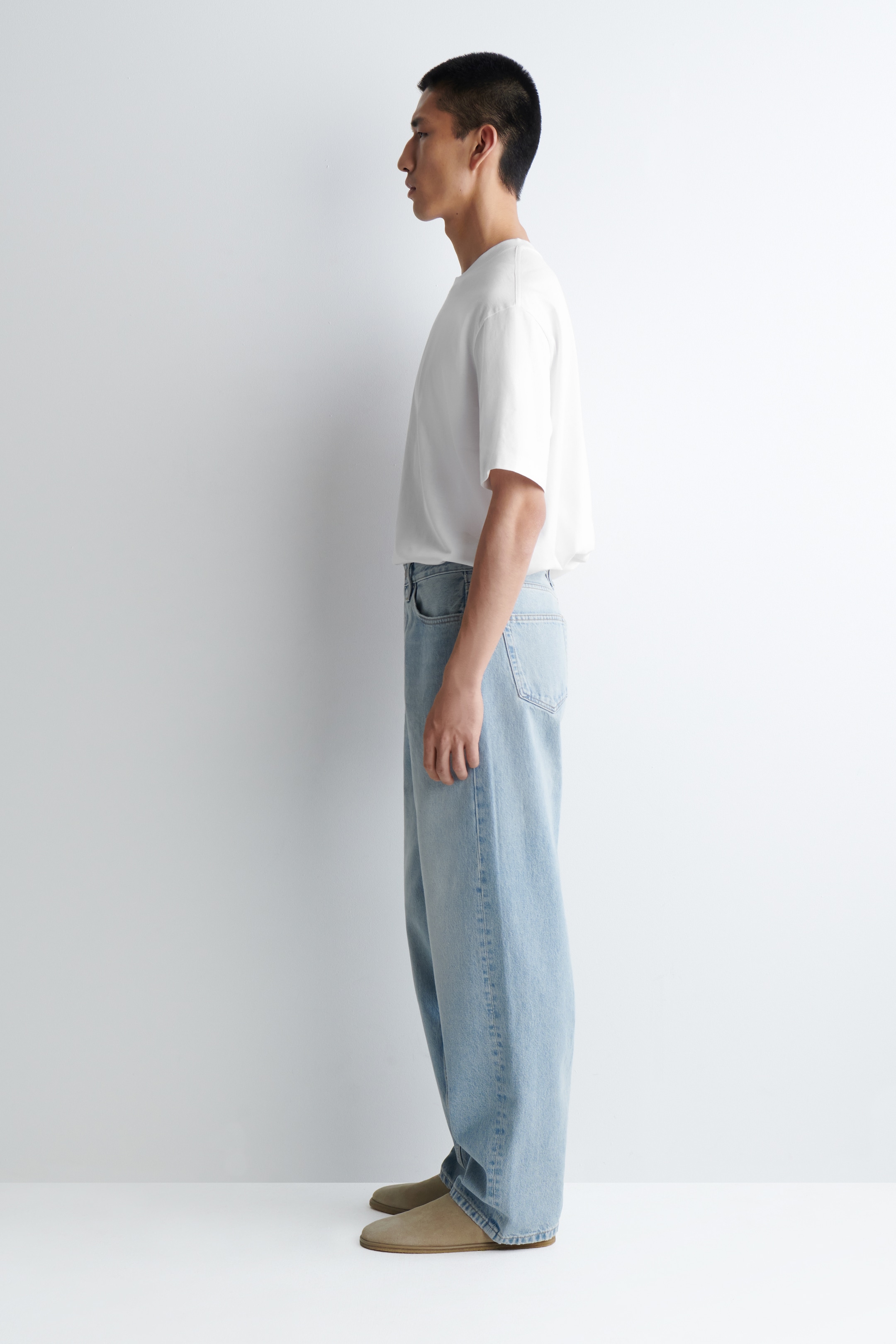 Zobrazit větší obrázek: DŽÍNY RIDER S PŘÍMÝM STŘIHEM - SVĚTLE MODRÁ - MUŽI | H&M CZ 4