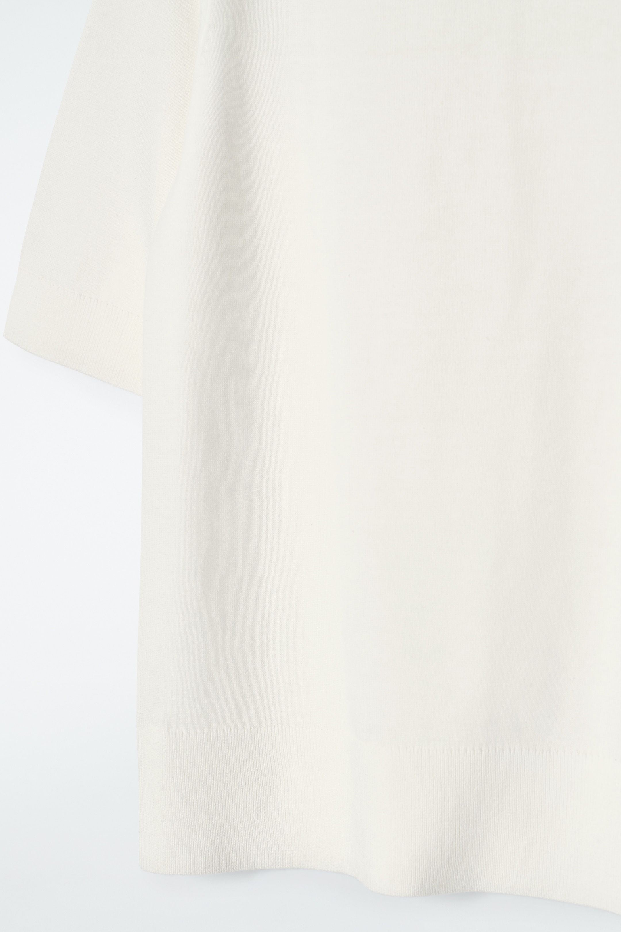 View larger image: REGULAR KNITTED T-SHIRT - OFF-WHITE - Ladies | H&M GB 7