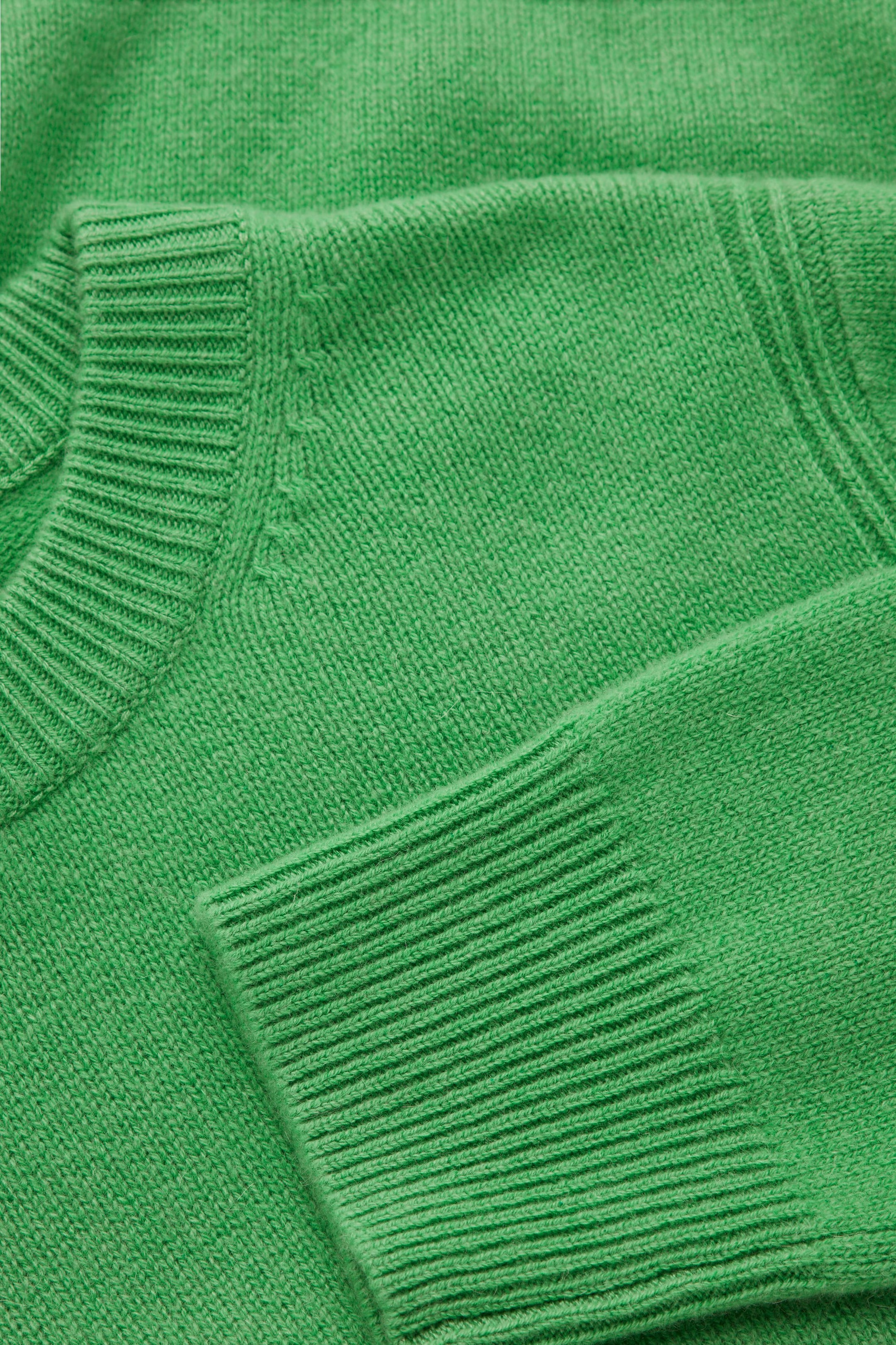 StillMedia/DescriptiveDetail