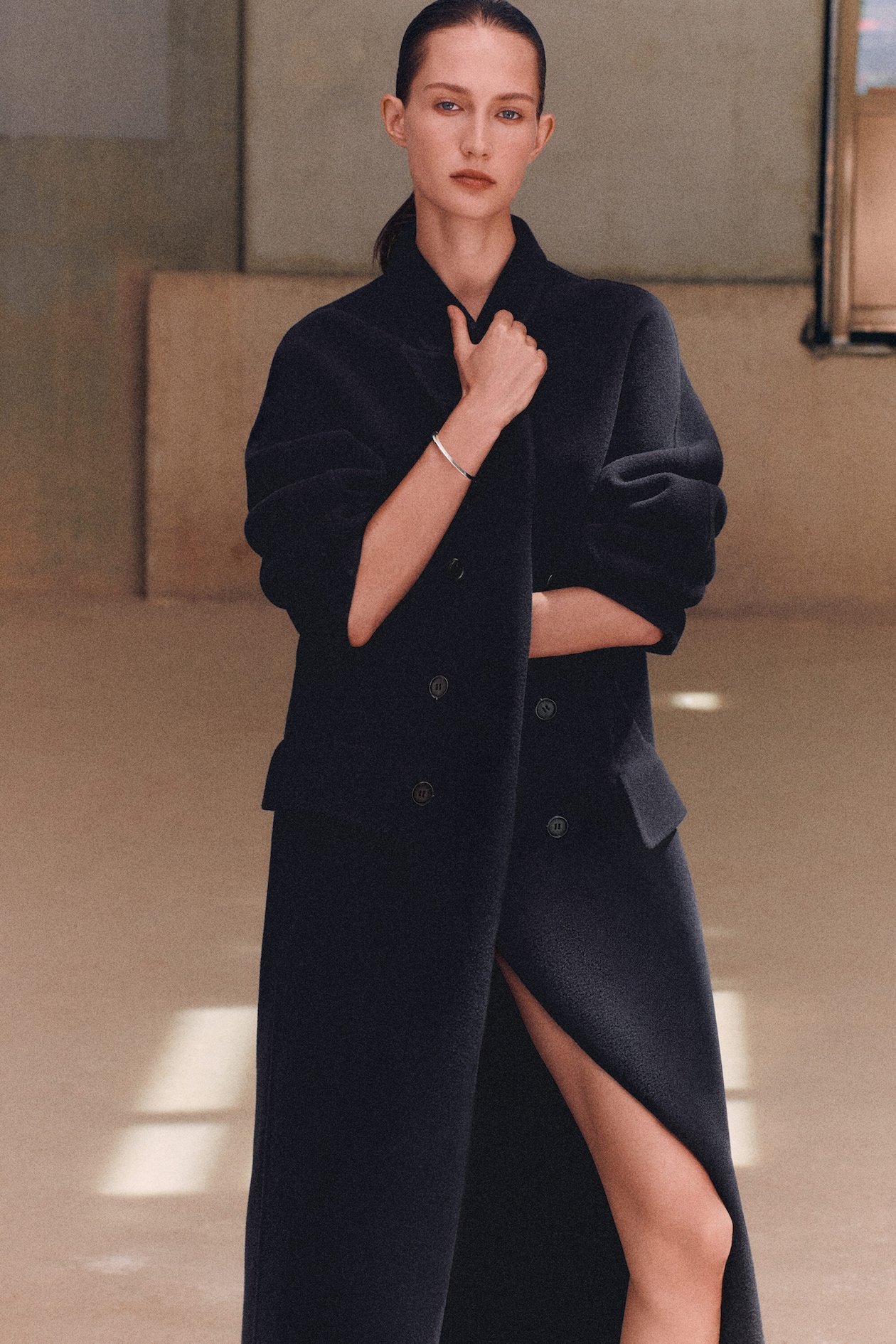 TAILORED DOUBLE-FACED WOOL LONG COAT — NAVY