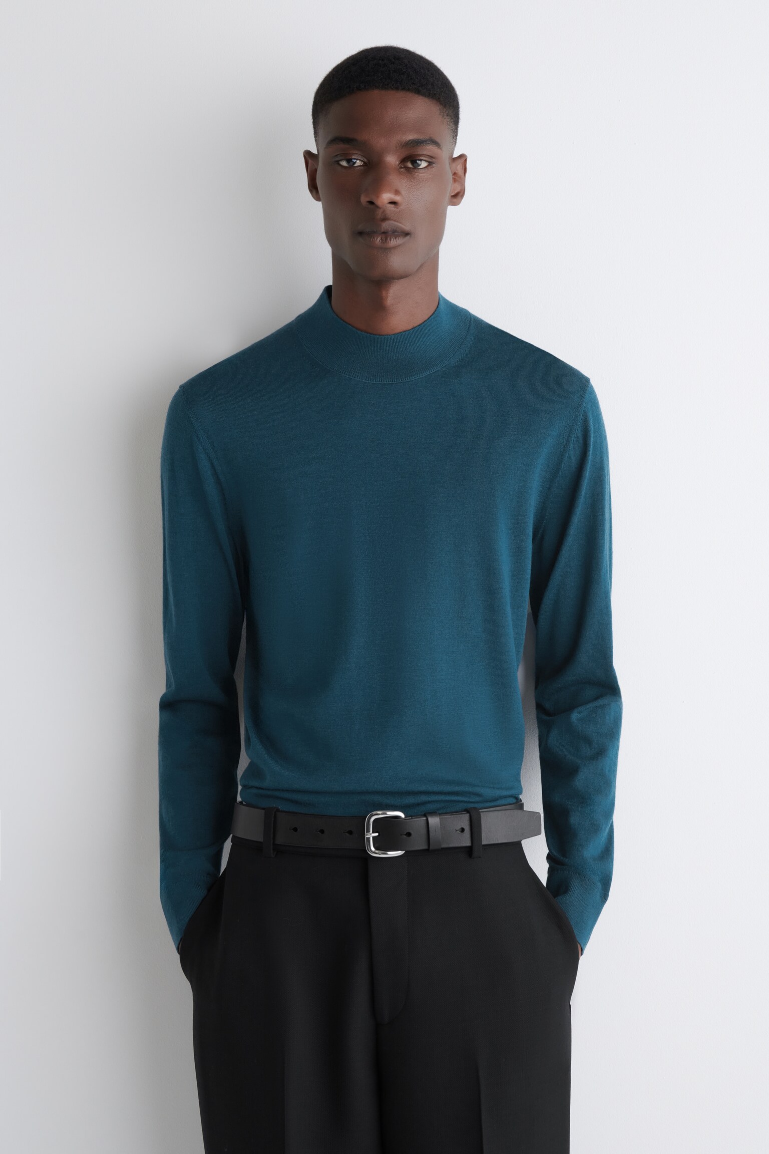 PULL SLIM À COL MONTANT EN LAINE - SARCELLE