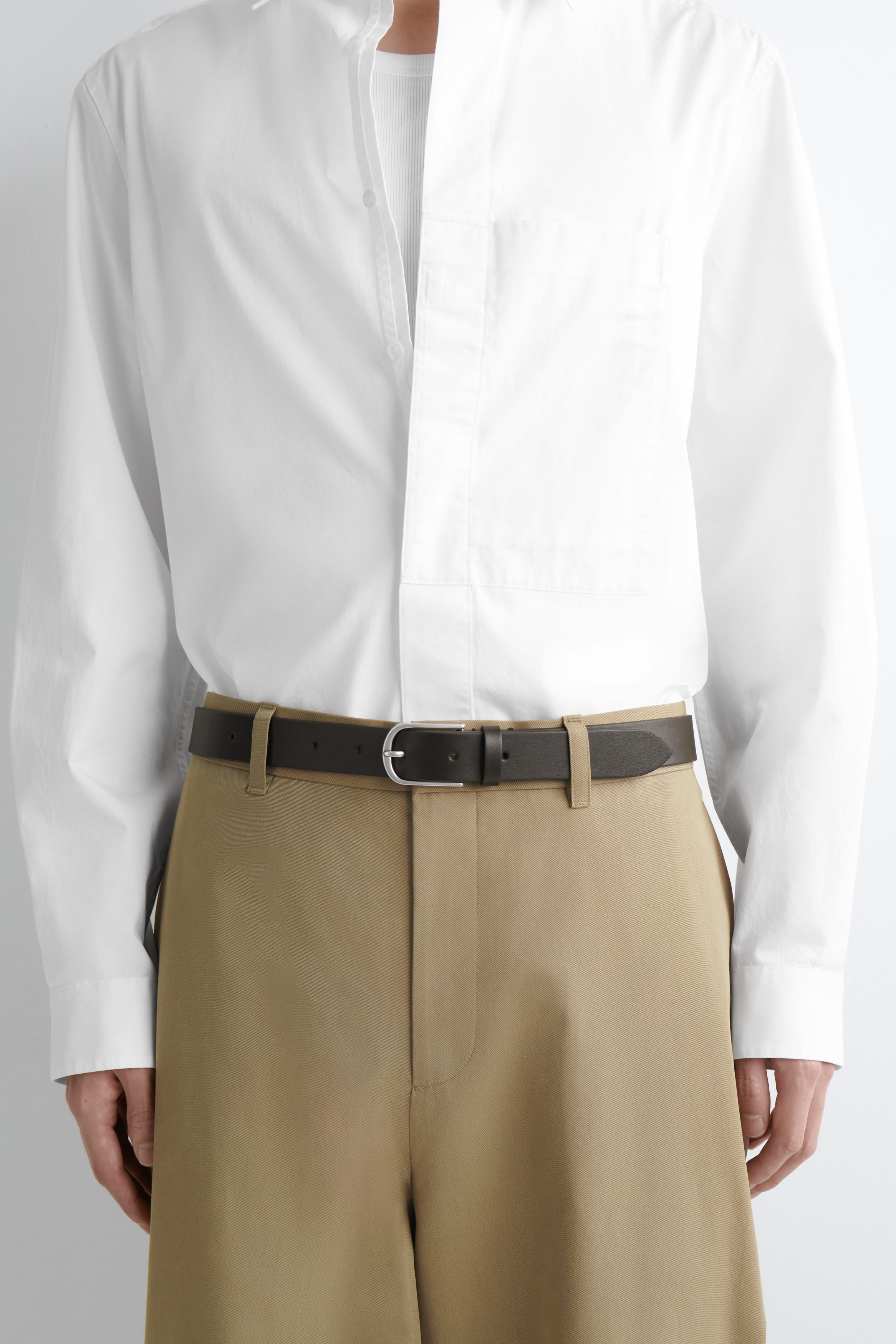 ROUNDED-BUCKLE LEATHER BELT - thumbnail 5